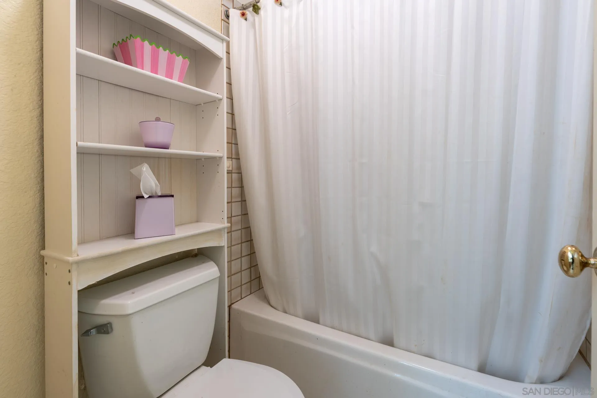 https://cdn.realtyfeed.com/cdn/127/260011798/2a66033431b2be819dd117caf3cd9279.webp