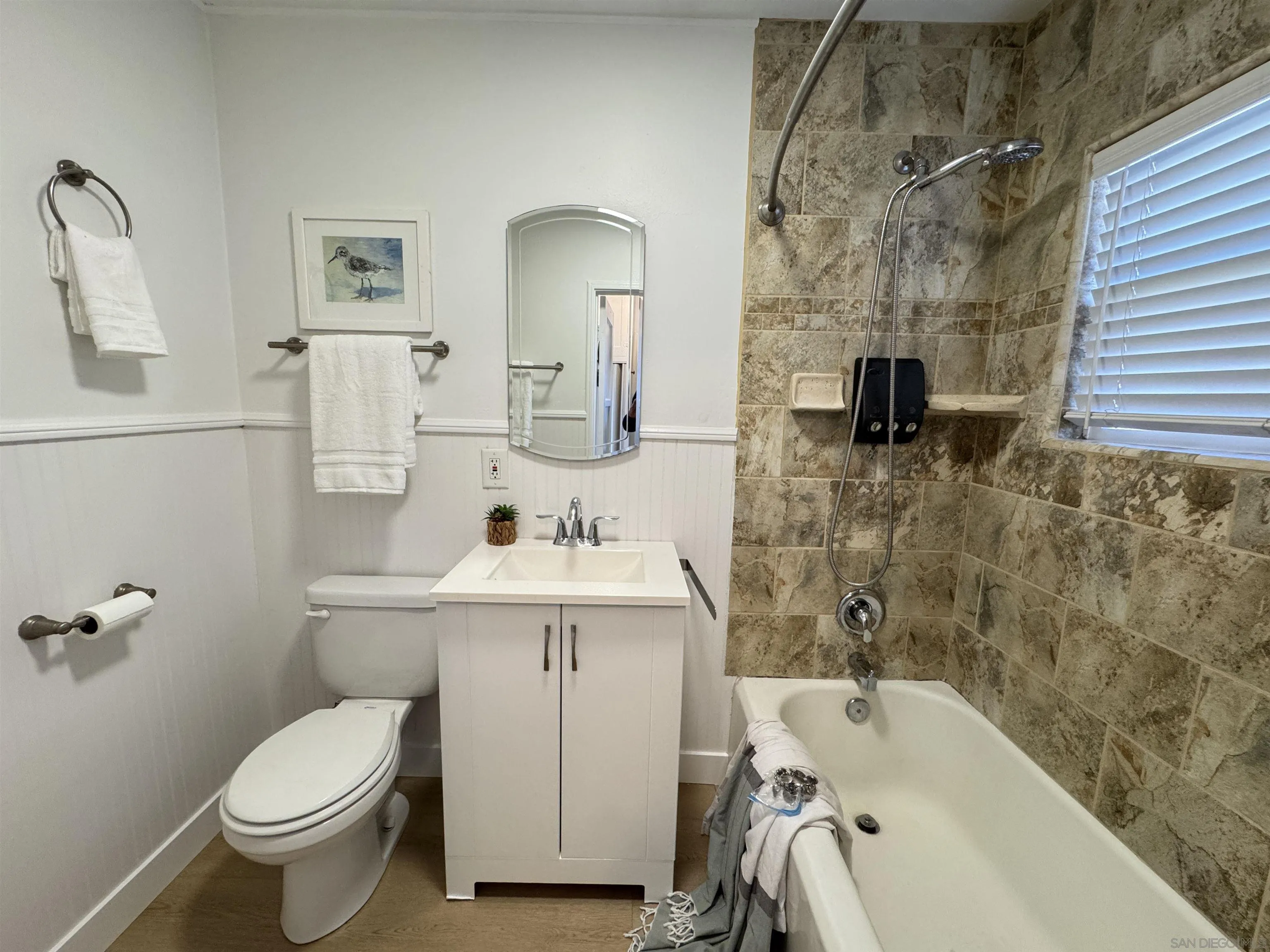 https://cdn.realtyfeed.com/cdn/127/260011799/d1f464f20f64a2a55623013056bdf65b.webp