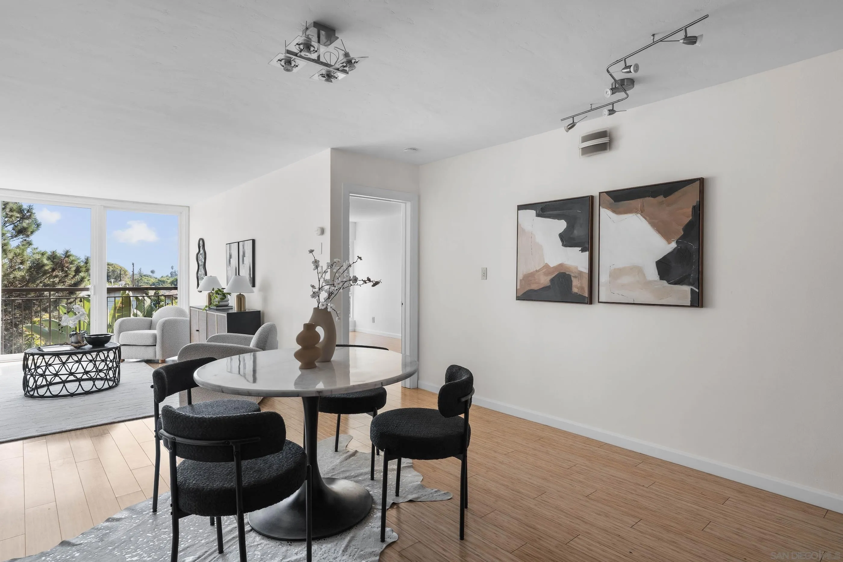 Photo #10: 2600118 Listing: Photo #10