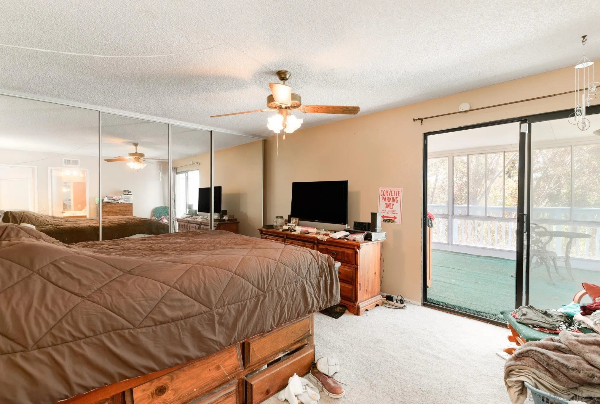 https://cdn.realtyfeed.com/cdn/127/260011800/5fb6f6e5c8cdb87cc7d81b833be7fbcf.webp
