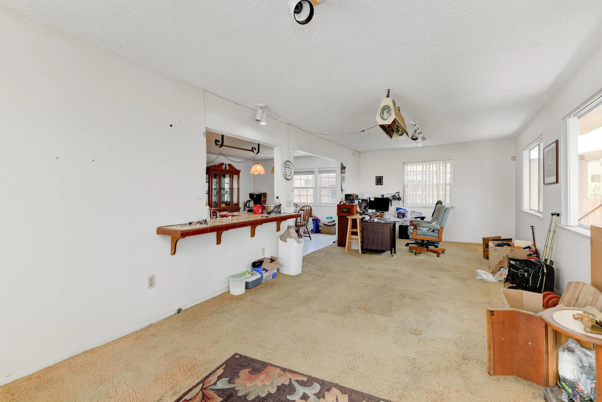 https://cdn.realtyfeed.com/cdn/127/260011800/75d760cc3811af877e0b0fd04144c4be.webp