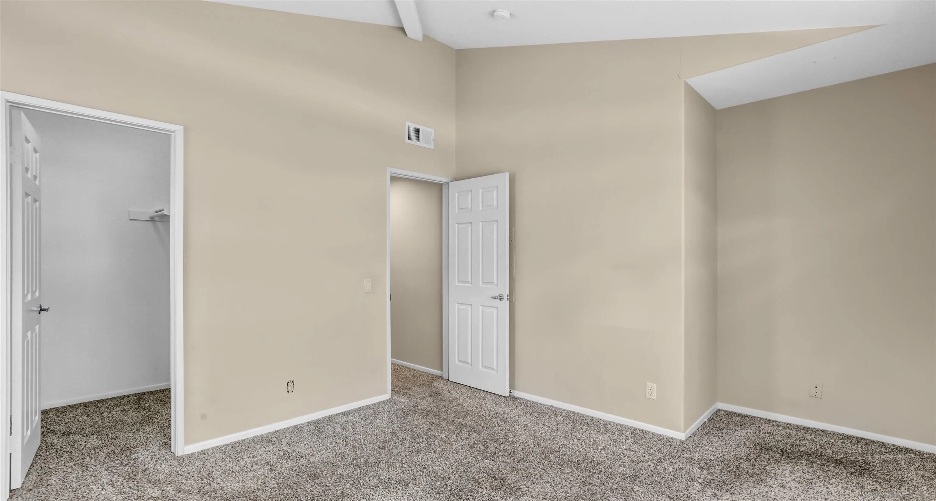 Photo #31: 260011801 Listing: Photo #31
