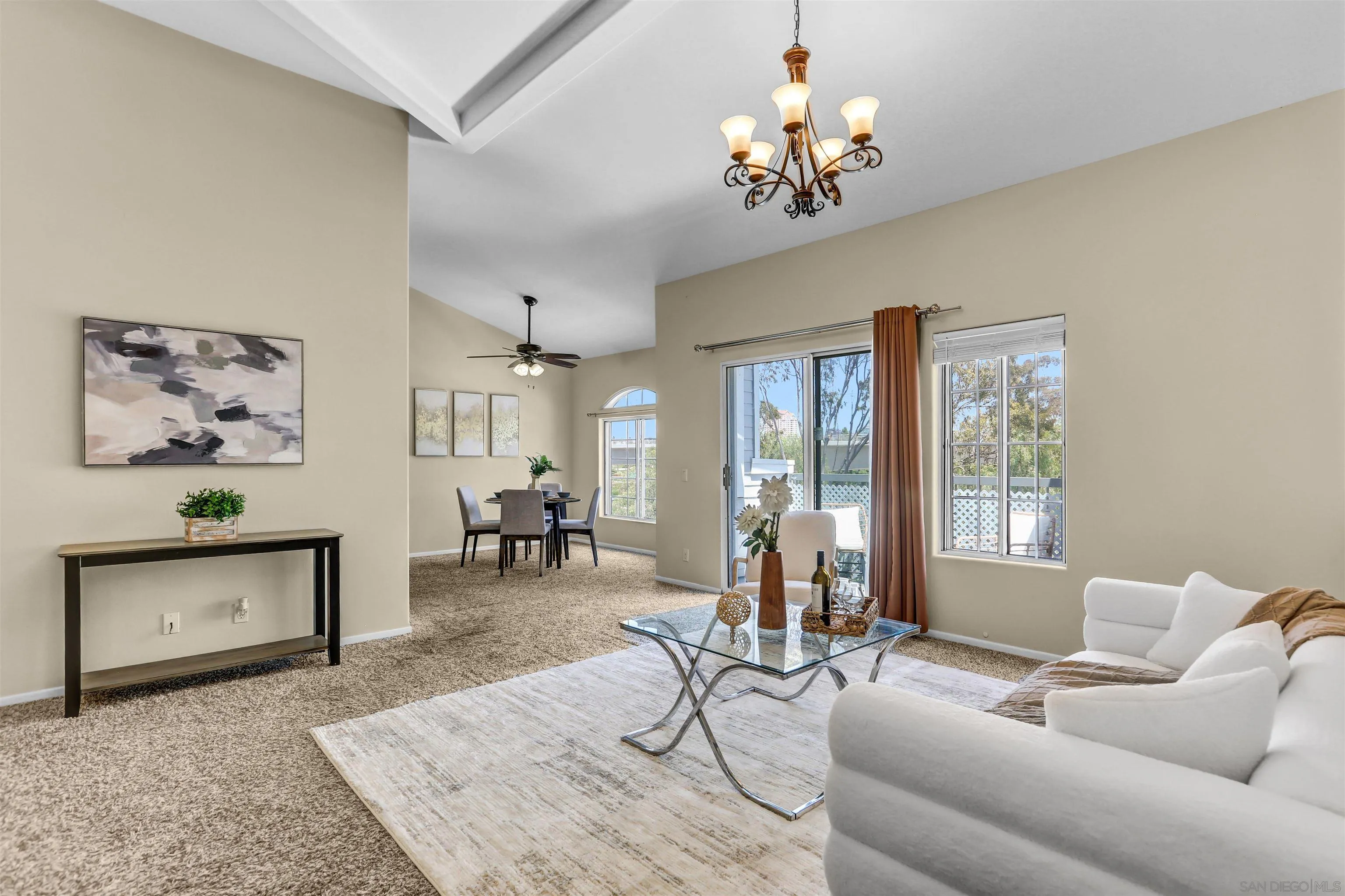 Photo #5: 260011801 Listing: Photo #5