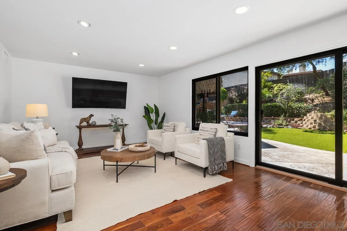 https://cdn.realtyfeed.com/cdn/127/260011808/a4c72b41ede04593e46dff559bf7fdf9.webp