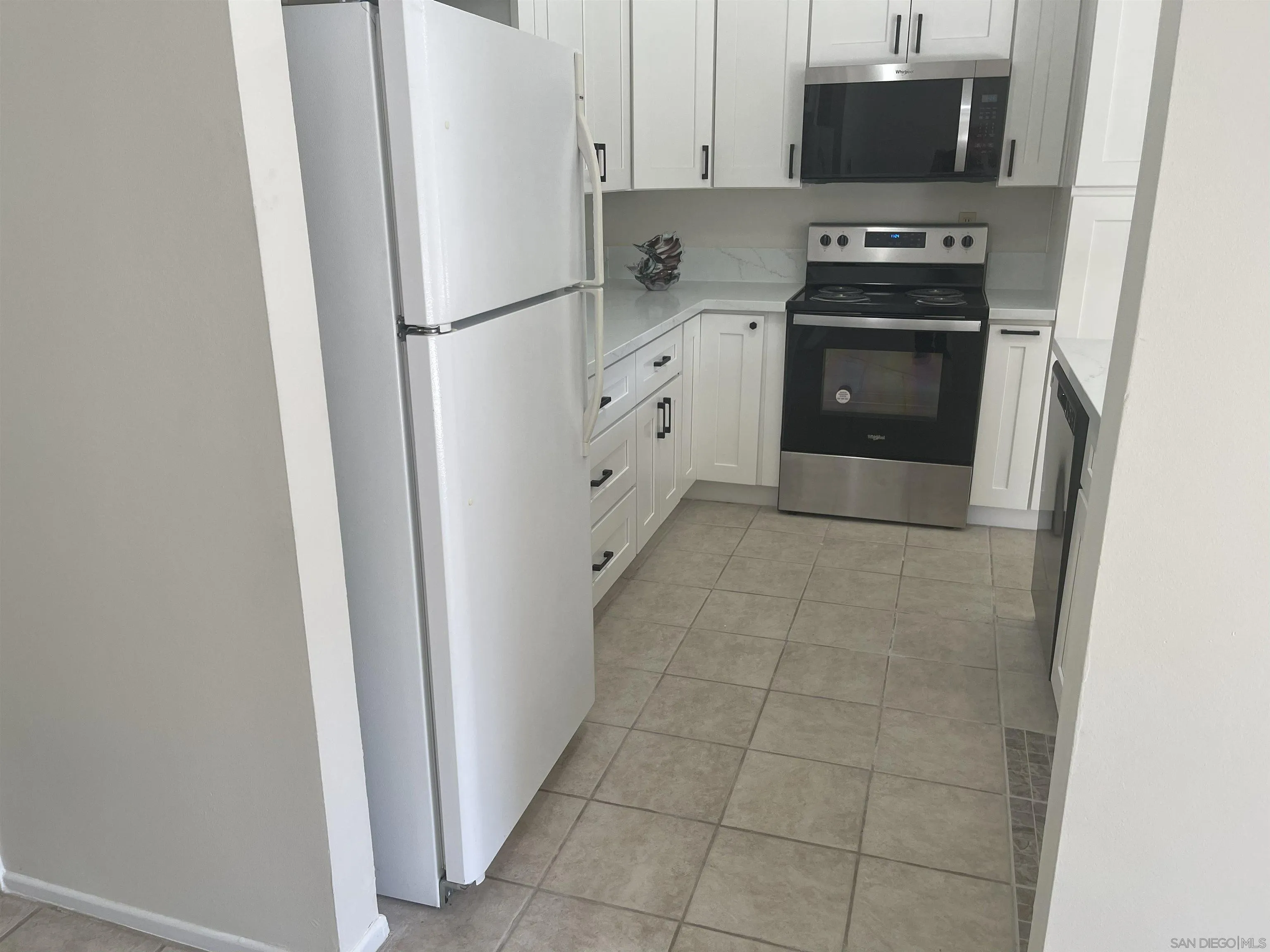 Photo #4: 260011810 Listing: Photo #4