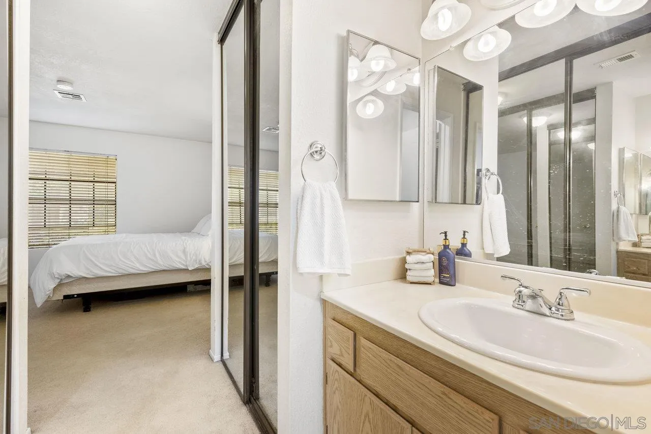 Photo #9: 260011814 Listing: Photo #9