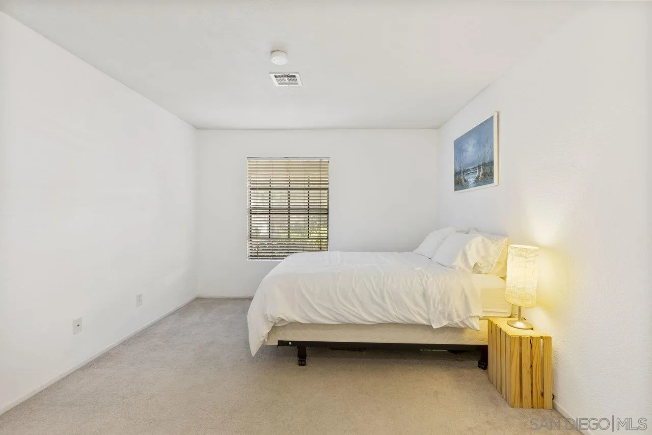 Photo #13: 260011814 Listing: Photo #13