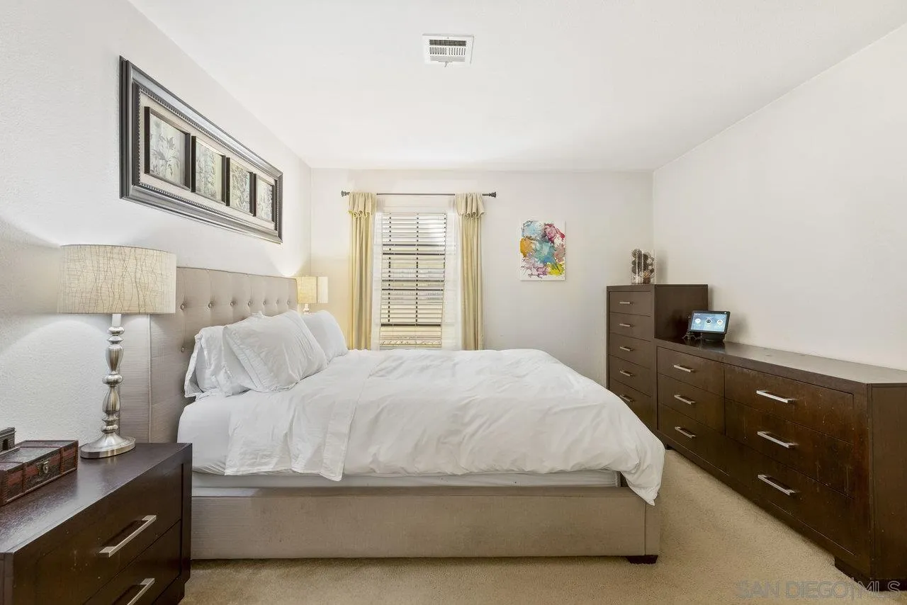 Photo #5: 260011814 Listing: Photo #5