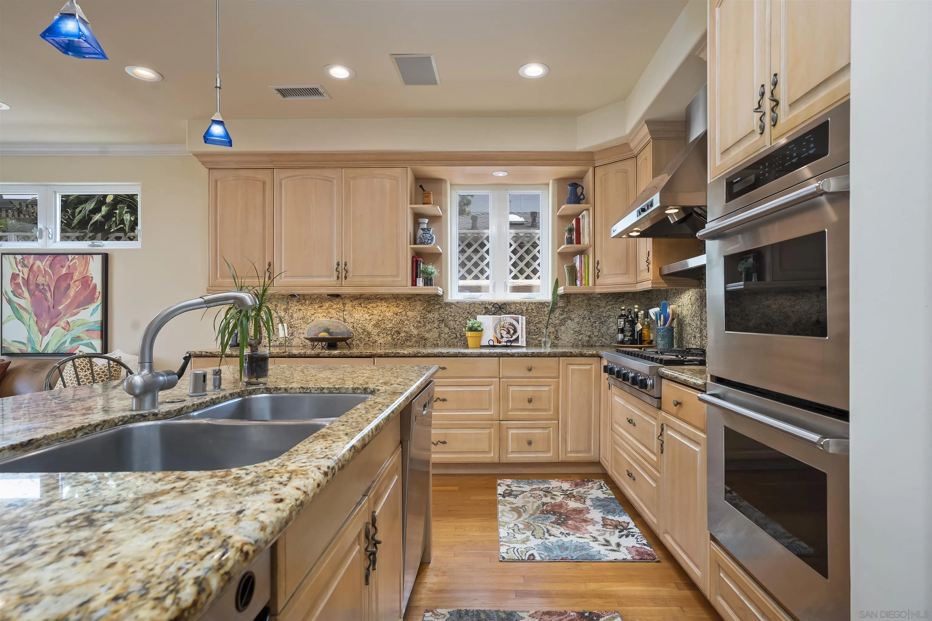 https://cdn.realtyfeed.com/cdn/127/260011815/f70ebe1905f27368c2eeb5789fcc0f87.webp