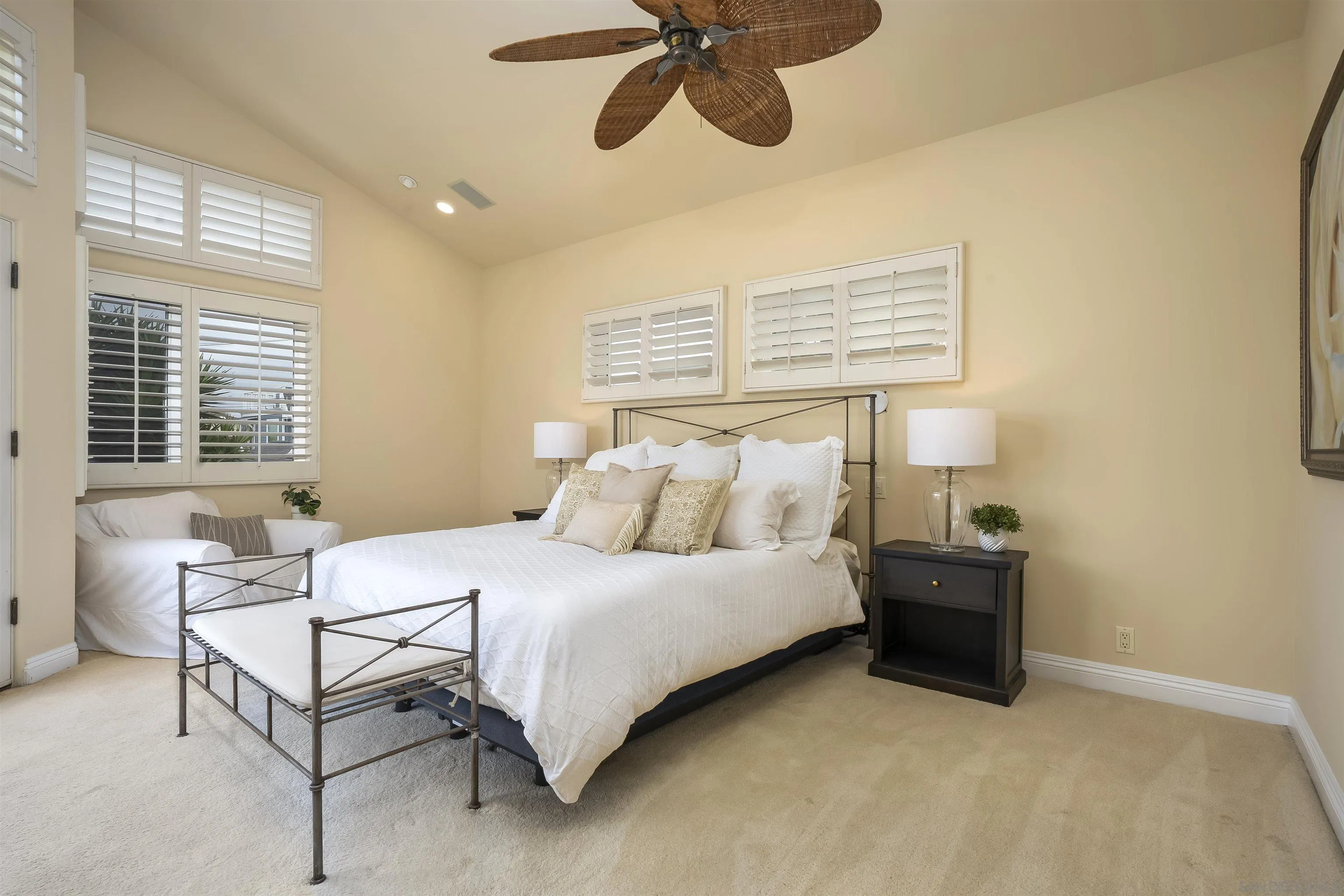 https://cdn.realtyfeed.com/cdn/127/260011815/f8cc6b6e16b66ab03220a6651e92d0ca.webp