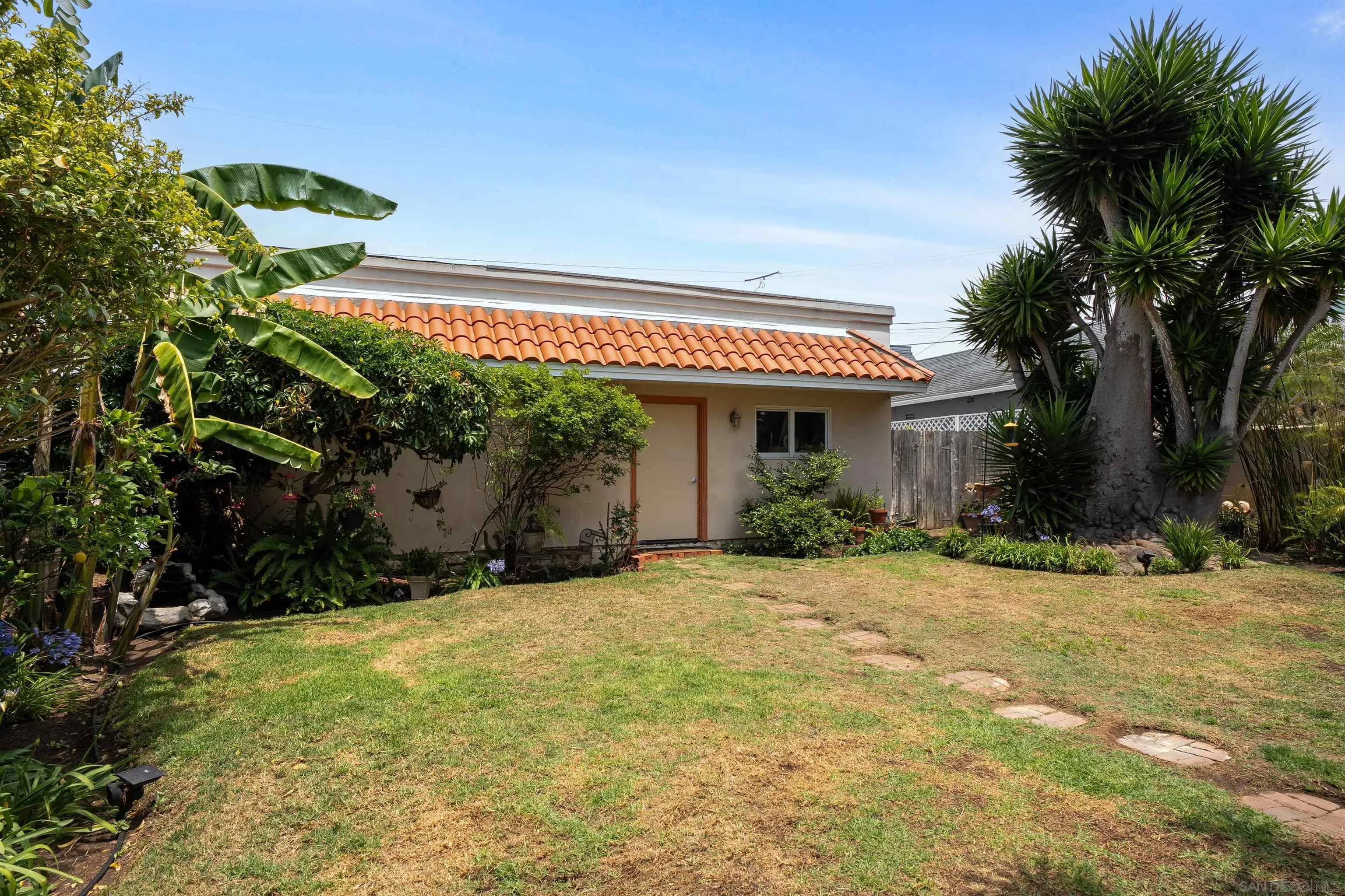 https://cdn.realtyfeed.com/cdn/127/260011815/f91513f605e7c704d7ebe1f6e89c549f.webp
