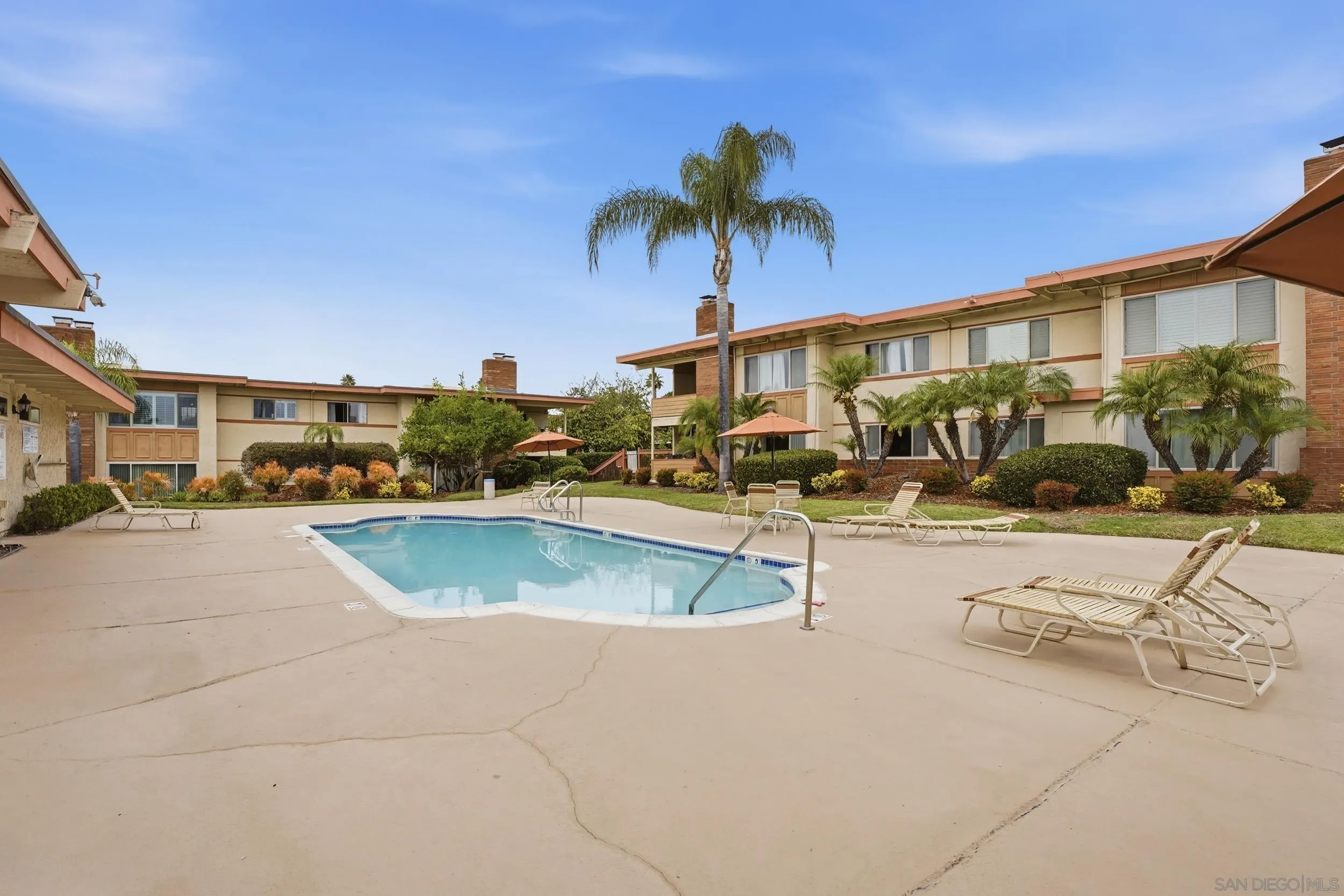 Photo #14: 260011816 Listing: Photo #14