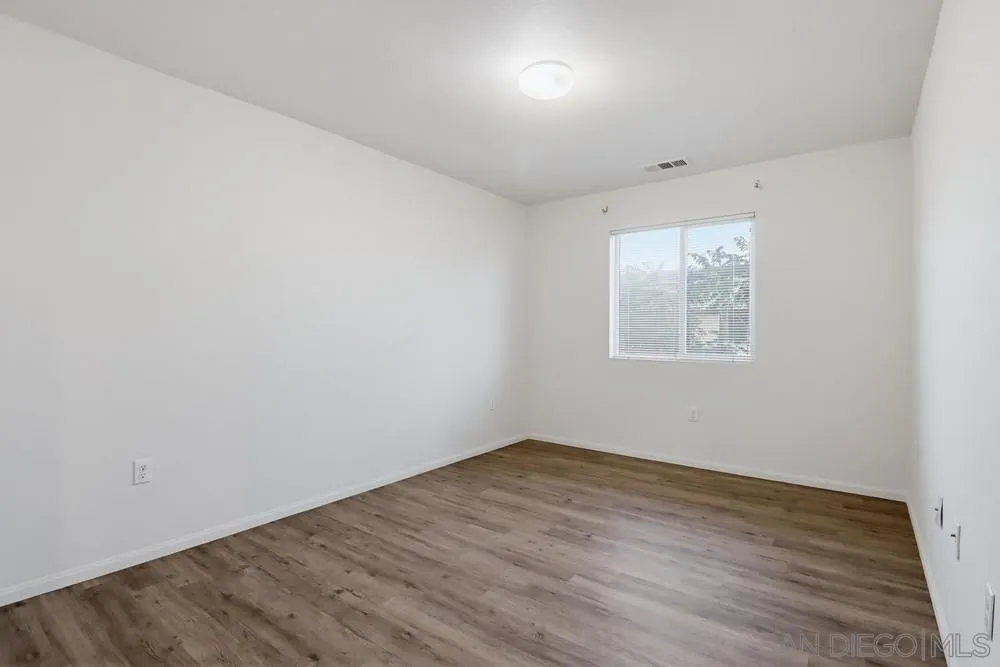 Photo #26: 260011819 Listing: Photo #26