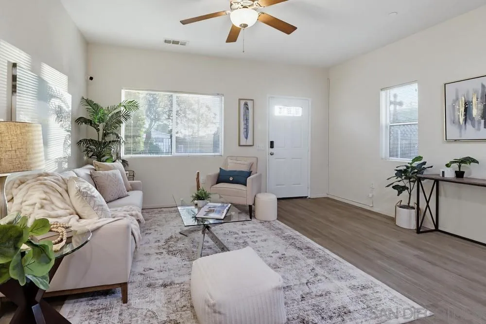 Photo #3: 260011819 Listing: Photo #3