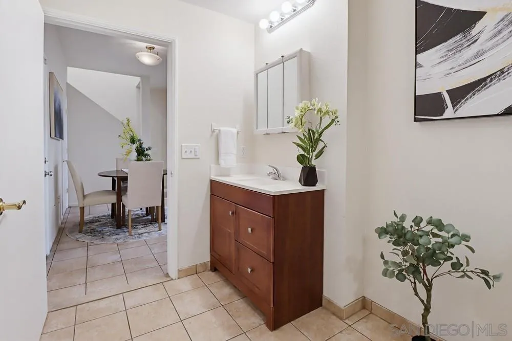 Photo #15: 260011819 Listing: Photo #15