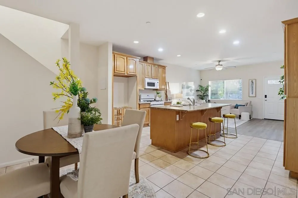Photo #10: 260011819 Listing: Photo #10