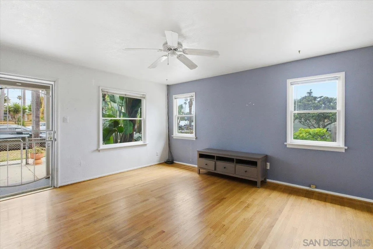 https://cdn.realtyfeed.com/cdn/127/260011823/2a0dd2a9a3ae93c977d4617e3c87e64c.webp