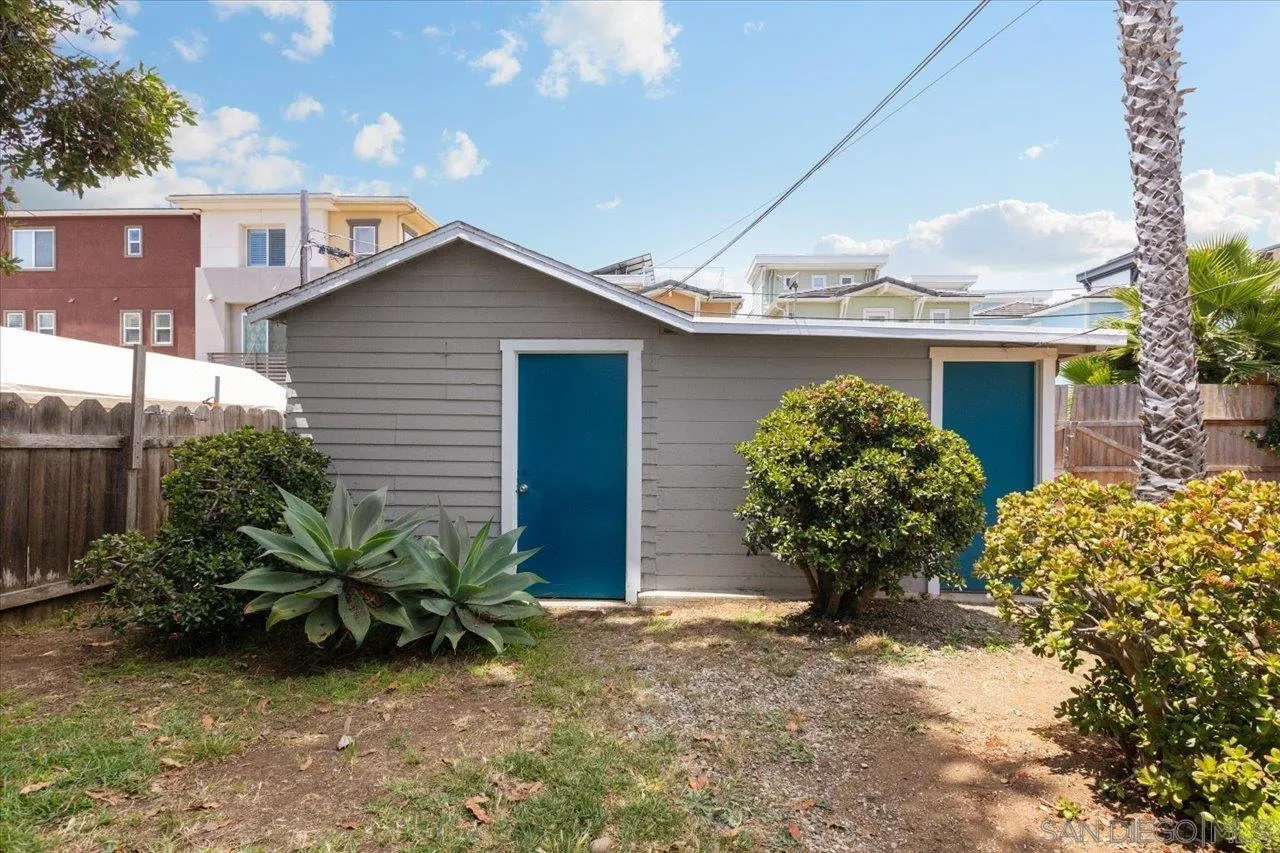 https://cdn.realtyfeed.com/cdn/127/260011823/38f3c595afb0f3d2d7c19004b3805bf9.webp