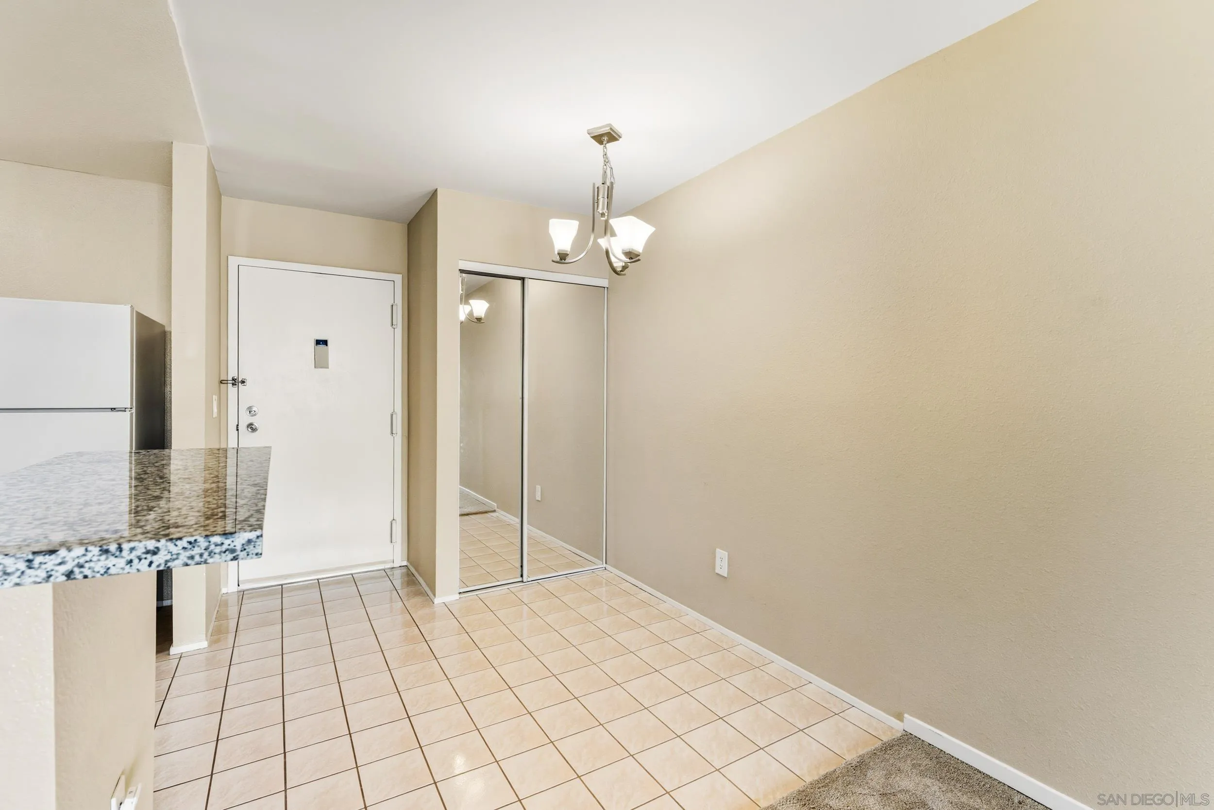 Photo #5: 260011824 Listing: Photo #5