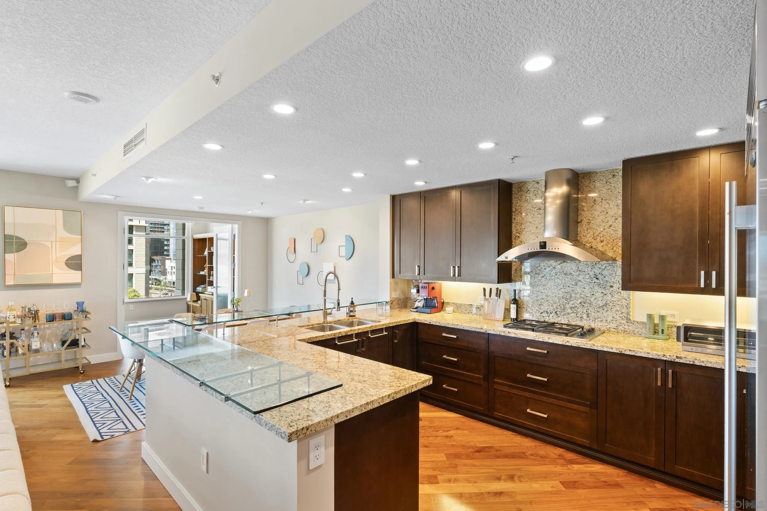 Photo #9: 260011825 Listing: Photo #9