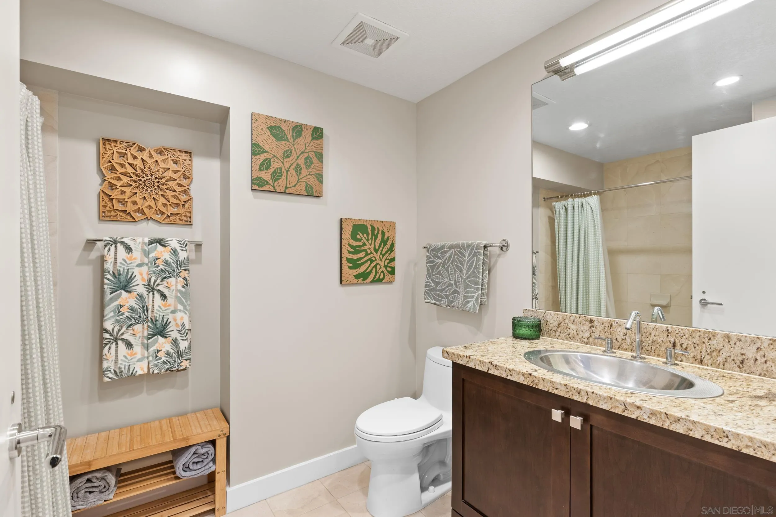 Photo #12: 260011825 Listing: Photo #12