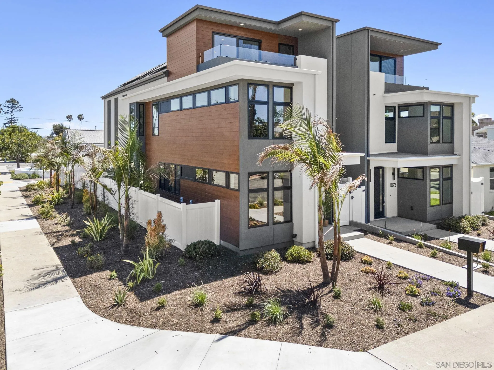 https://cdn.realtyfeed.com/cdn/127/260011828/3531523efc8ee720d9317c153e946597.webp