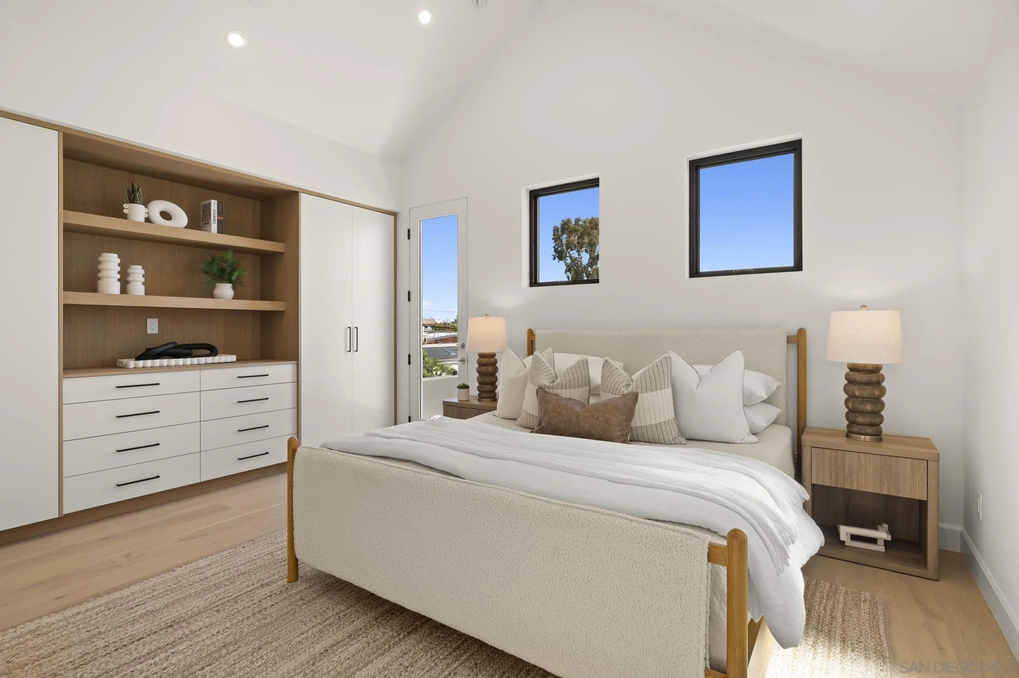 https://cdn.realtyfeed.com/cdn/127/260011828/3a24678f8eb6572427c96de8a45de980.webp