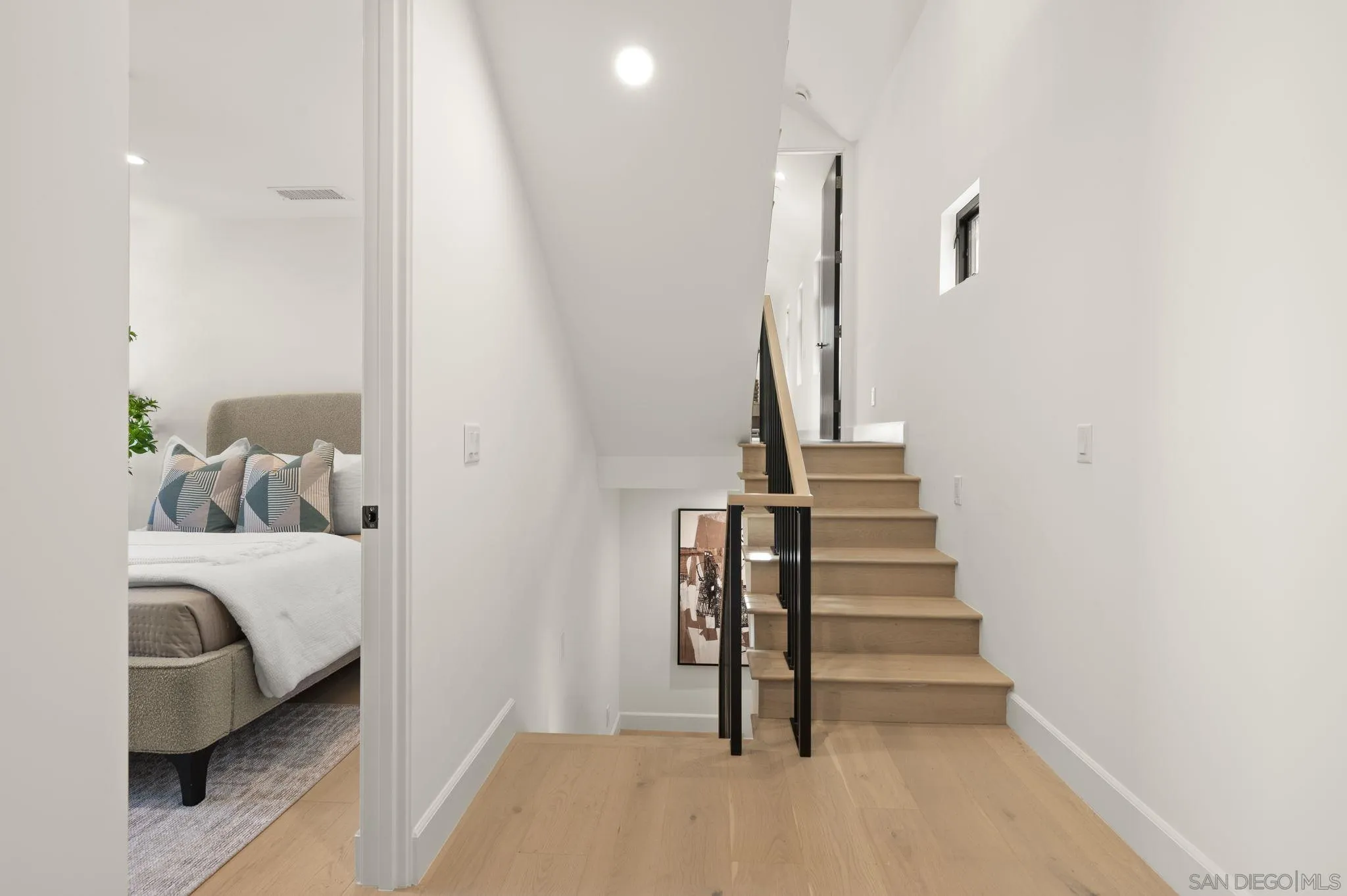 https://cdn.realtyfeed.com/cdn/127/260011828/5a487e34ce63b126c760ae006563d271.webp