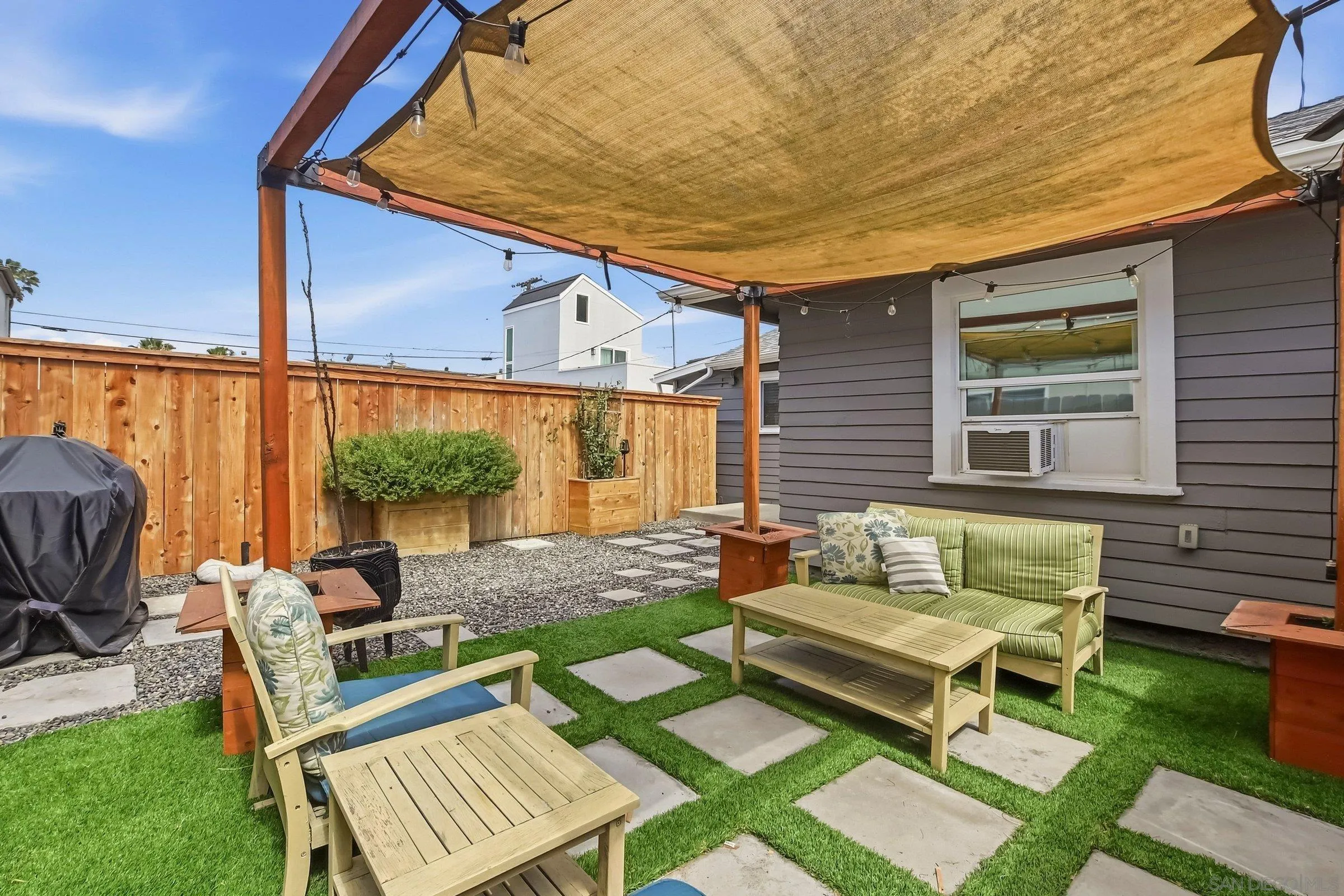 https://cdn.realtyfeed.com/cdn/127/260011835/48f4661fb44acff129668cf4fa5a4b4b.webp