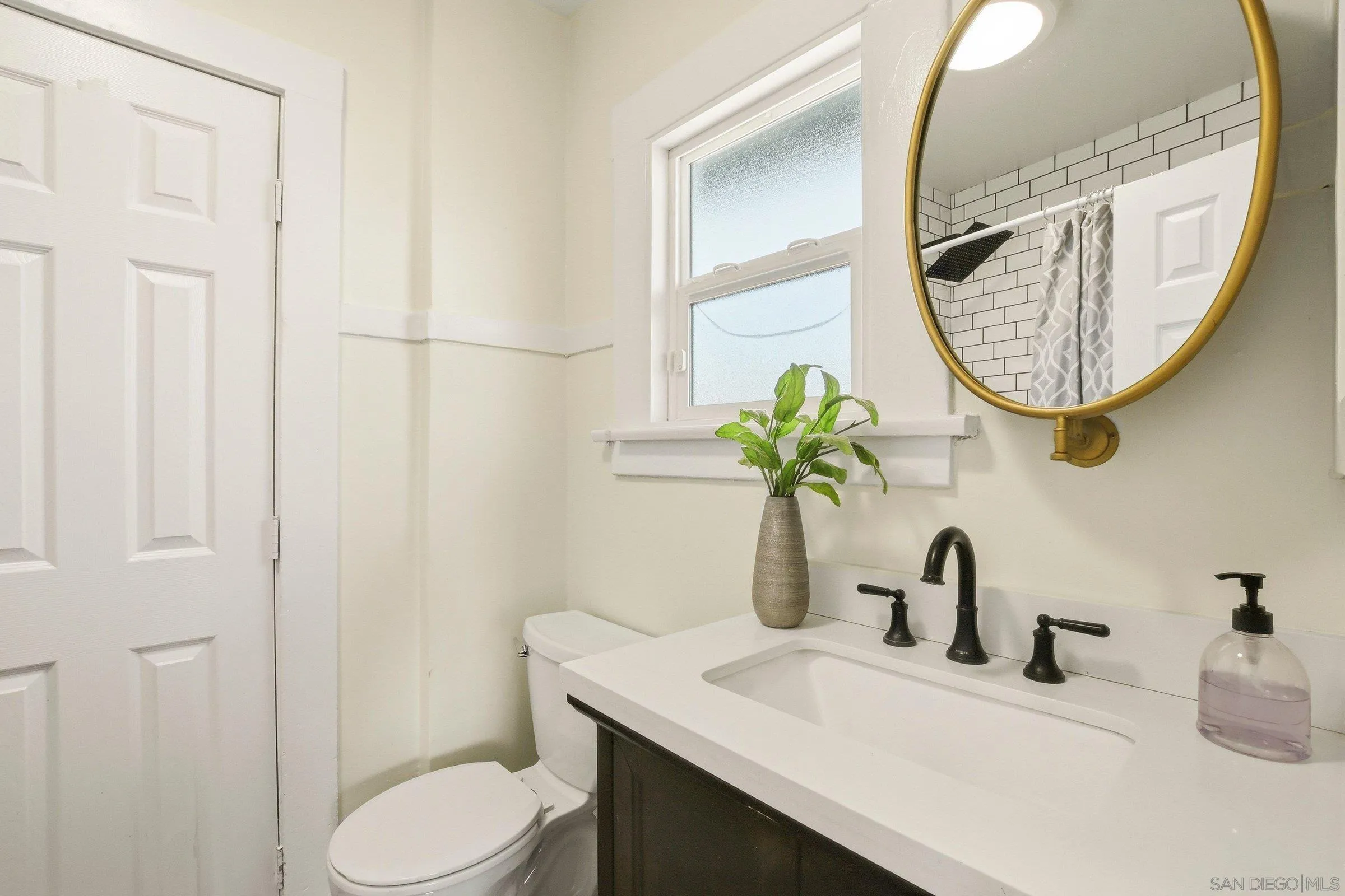 https://cdn.realtyfeed.com/cdn/127/260011835/6b0a18c60e13c31c64584a3a6ab087a5.webp