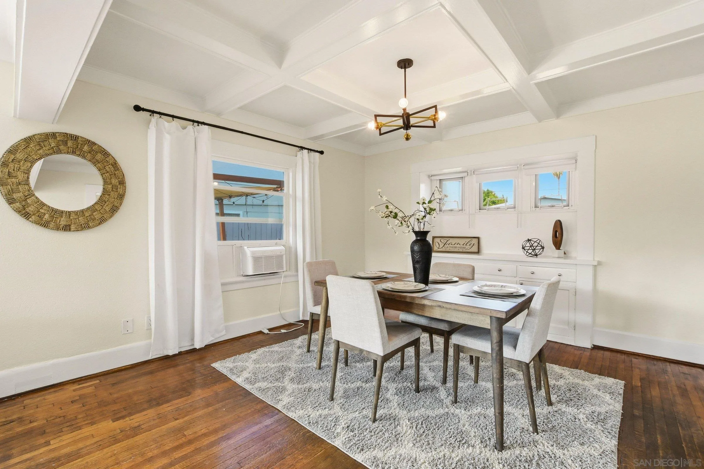 https://cdn.realtyfeed.com/cdn/127/260011835/bf8b4781b89f4177b2e15876c933b61c.webp