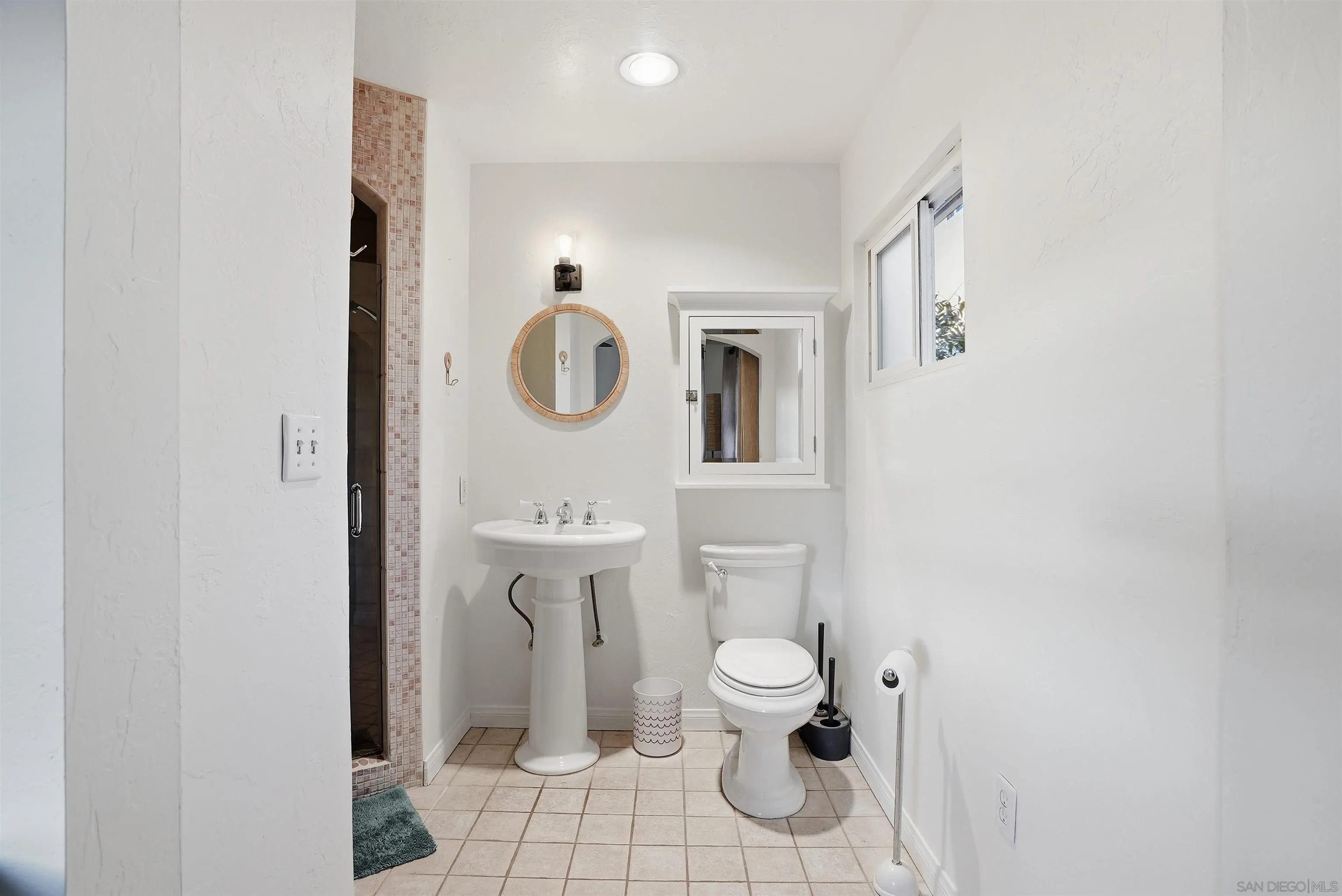 https://cdn.realtyfeed.com/cdn/127/260011839/2e7f526e7e013d55fea2513eefca05f8.webp