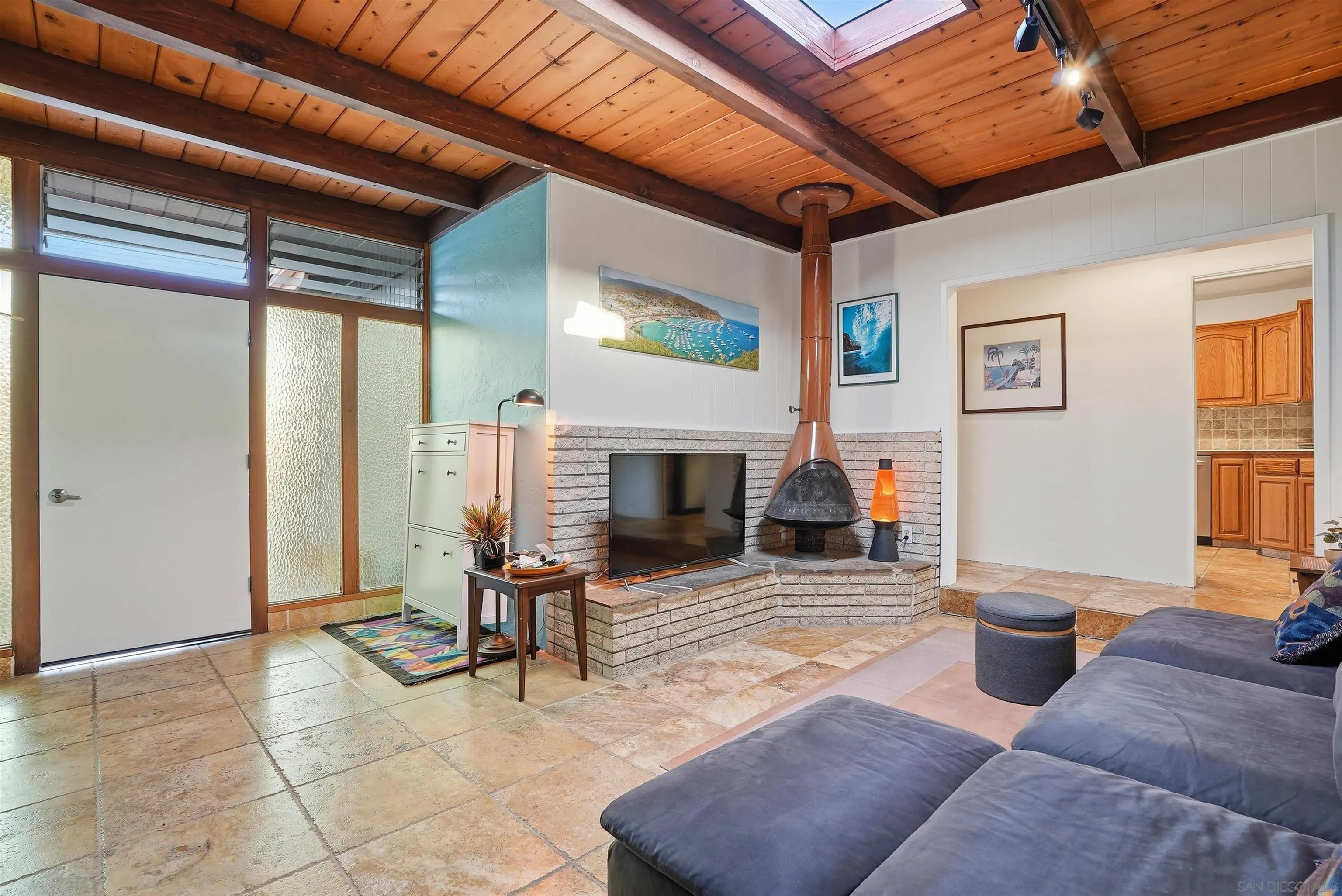 https://cdn.realtyfeed.com/cdn/127/260011839/a2b27495b290e98c7d2d8fc2efe1af10.webp