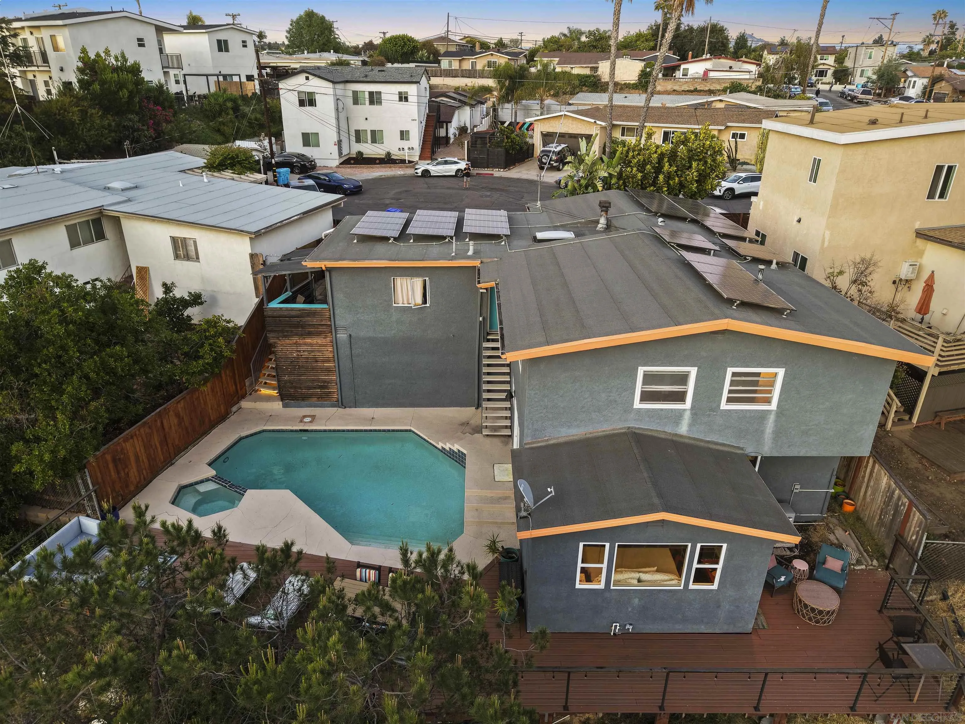 https://cdn.realtyfeed.com/cdn/127/260011839/f61bda808d2ac2a3e8ff8800fb65a54b.webp