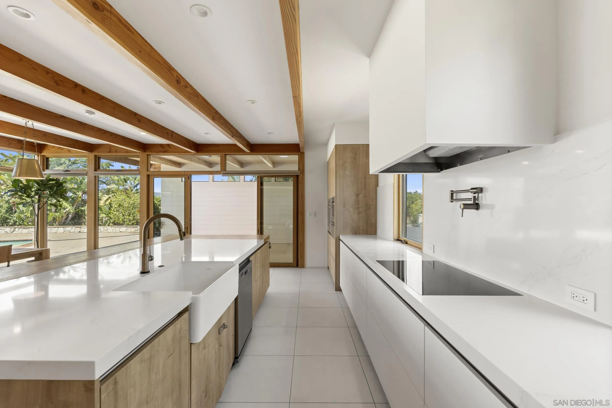 https://cdn.realtyfeed.com/cdn/127/260011841/7dfdd9a69f93135a141a25660668b39c.webp