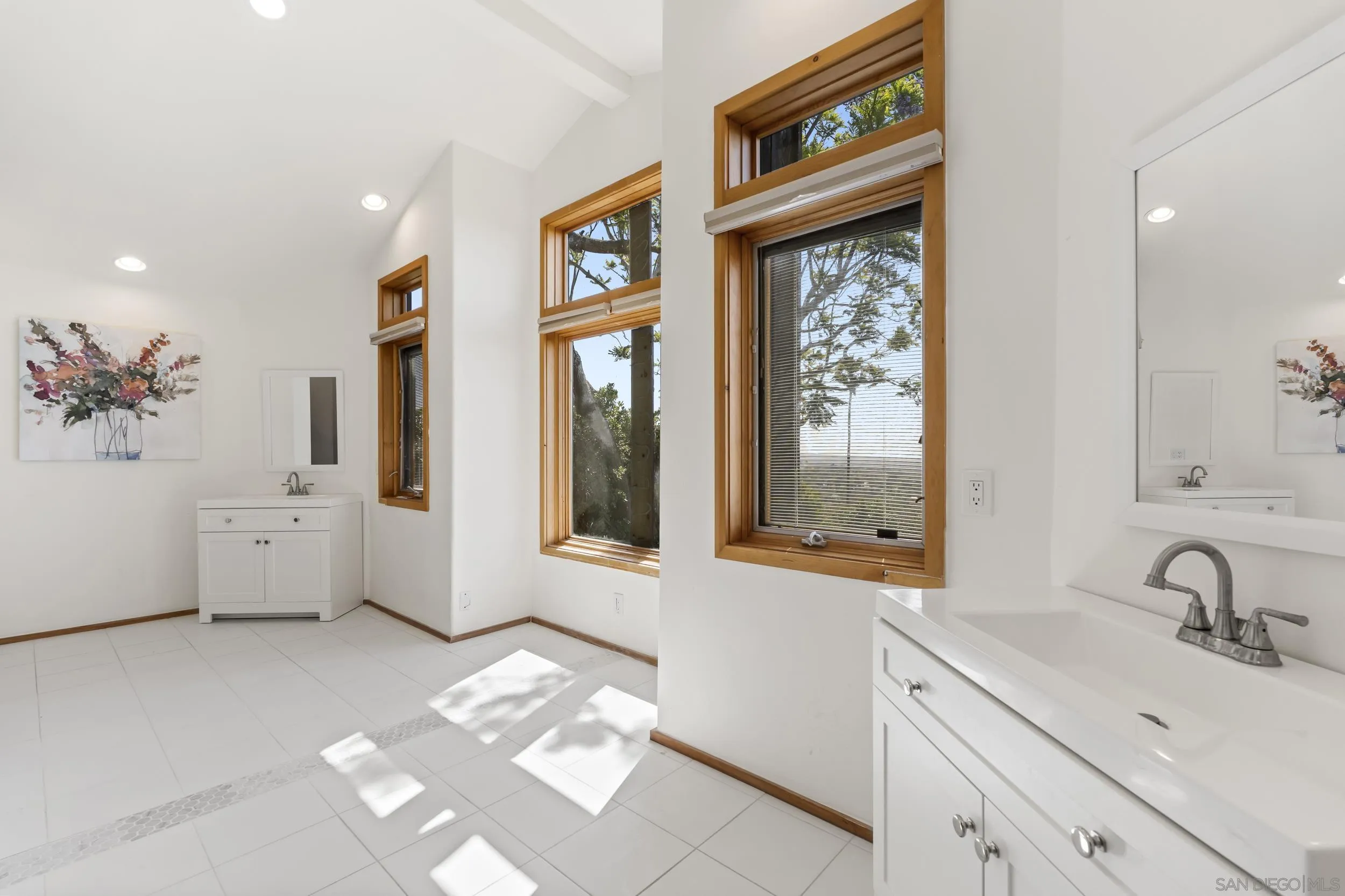 https://cdn.realtyfeed.com/cdn/127/260011841/a08bfe07e79d3a27a7e6c56f6f1dd12c.webp