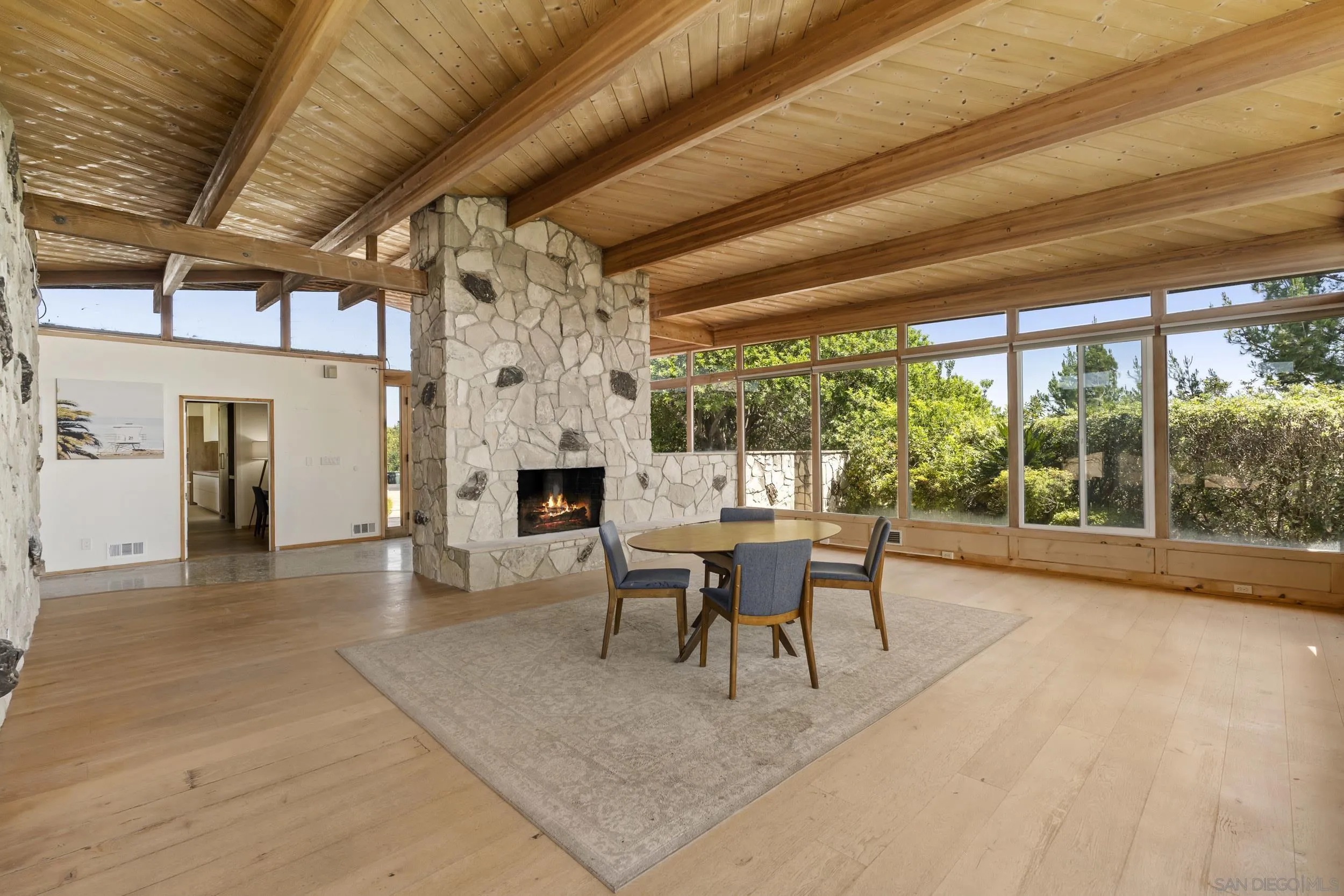 https://cdn.realtyfeed.com/cdn/127/260011841/dd1536aa686c6eec7a163cbf2c82eb0a.webp