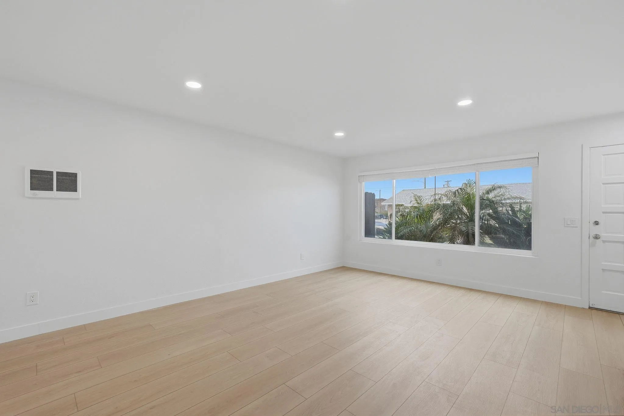 Photo #17: 260011846 Listing: Photo #17