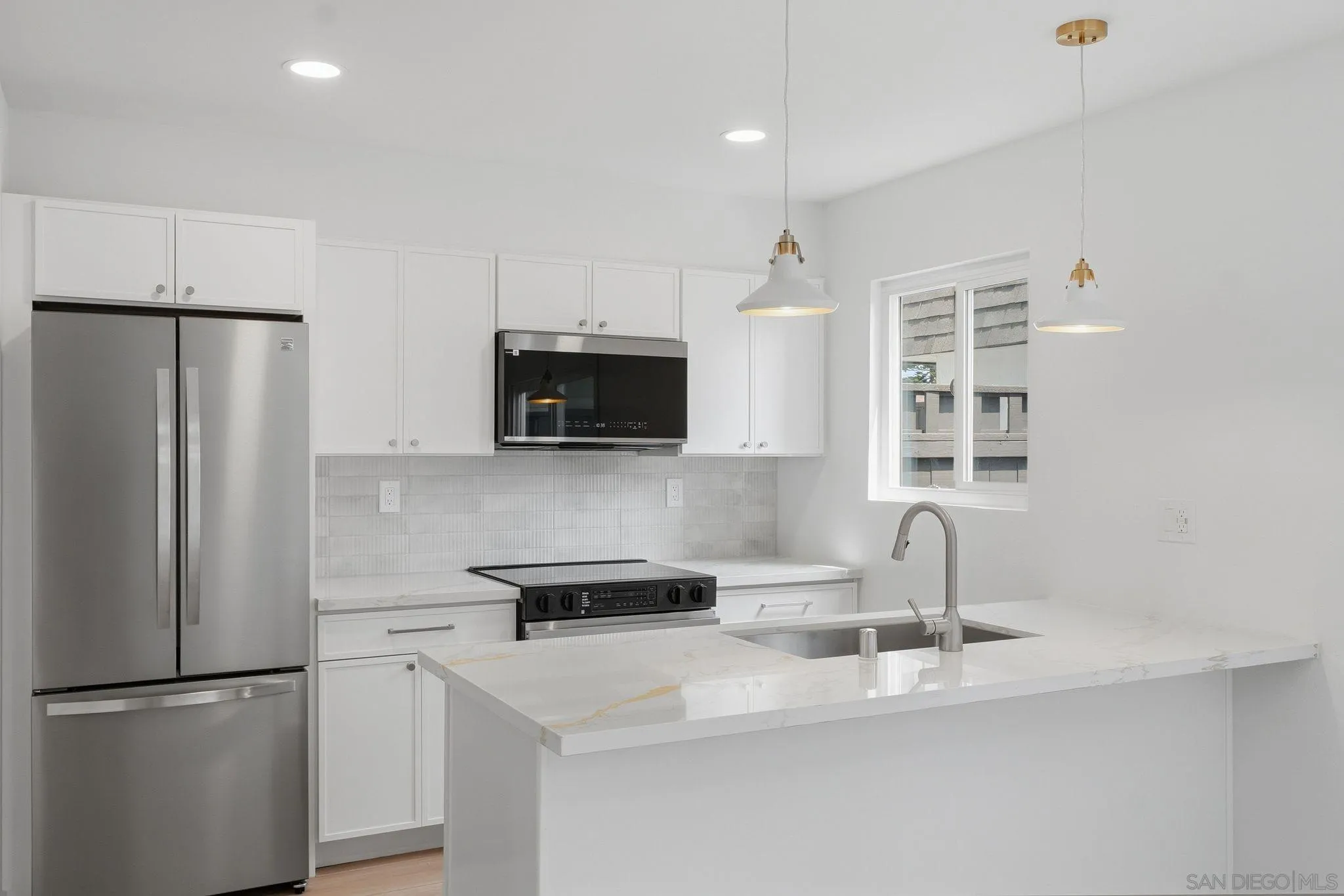 Photo #12: 260011846 Listing: Photo #12