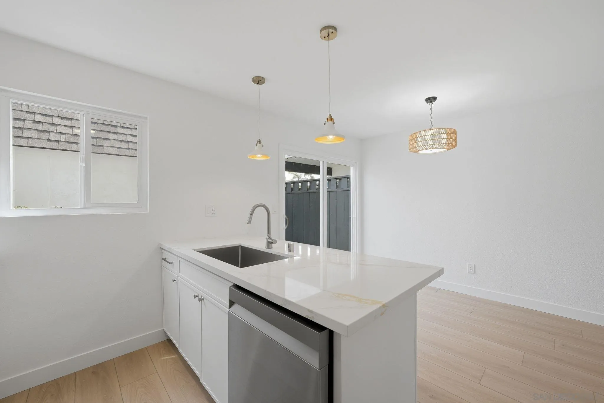 Photo #9: 260011846 Listing: Photo #9