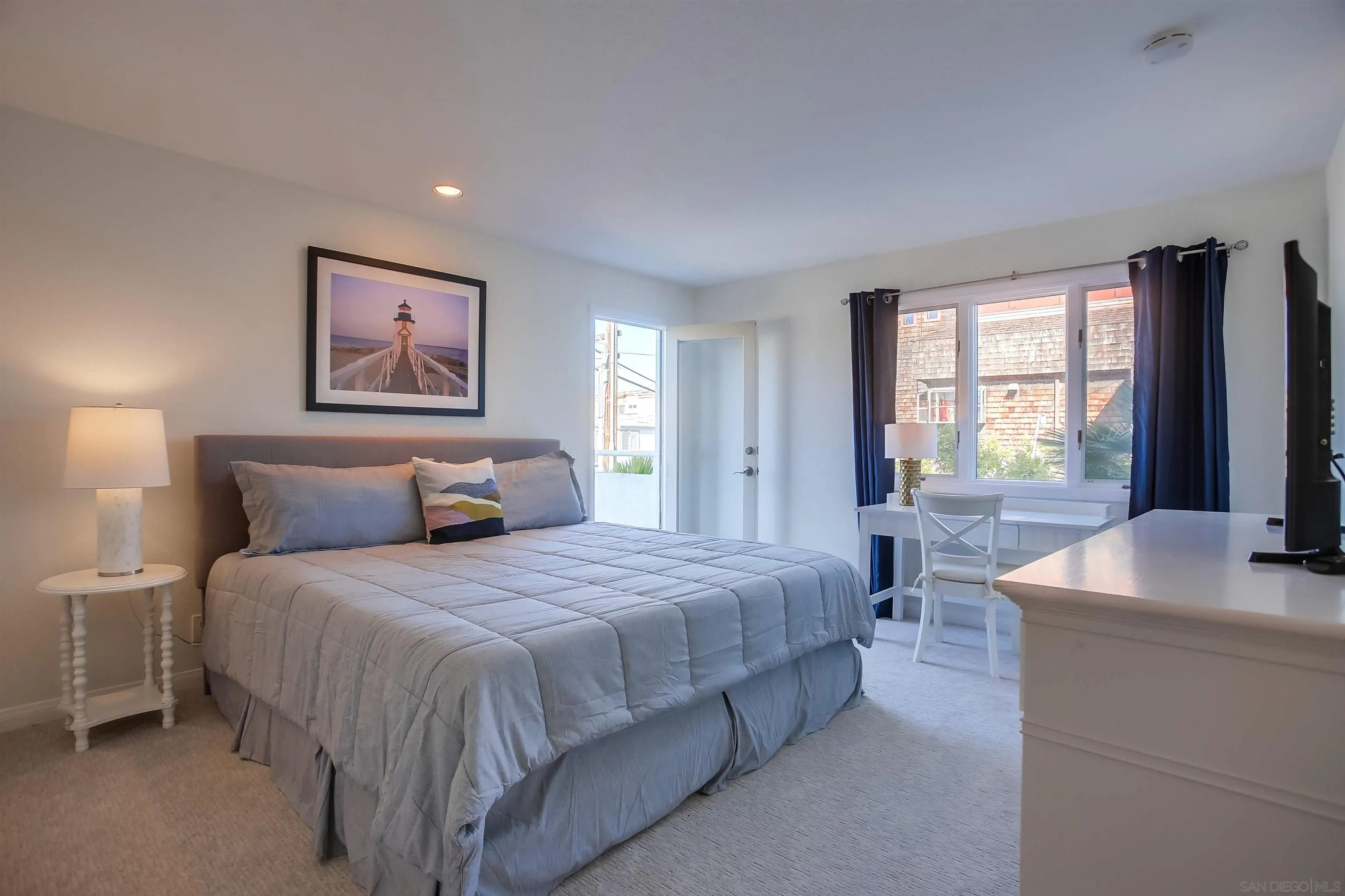 https://cdn.realtyfeed.com/cdn/127/260011850/a27fa20ba91a8687f0d1f4ebc771a64f.webp