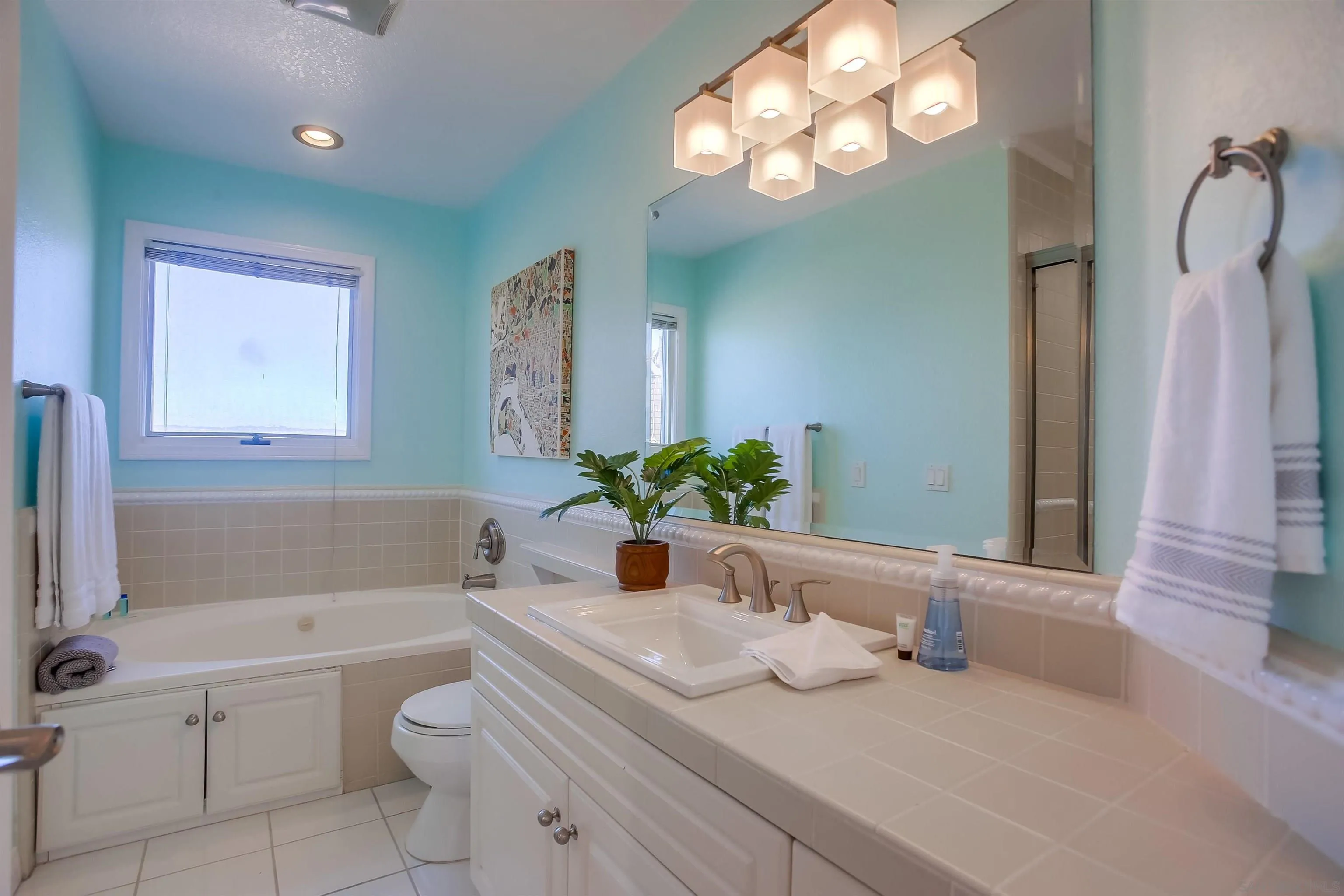 https://cdn.realtyfeed.com/cdn/127/260011850/c9314852157a7545b97b6fb6c35db915.webp