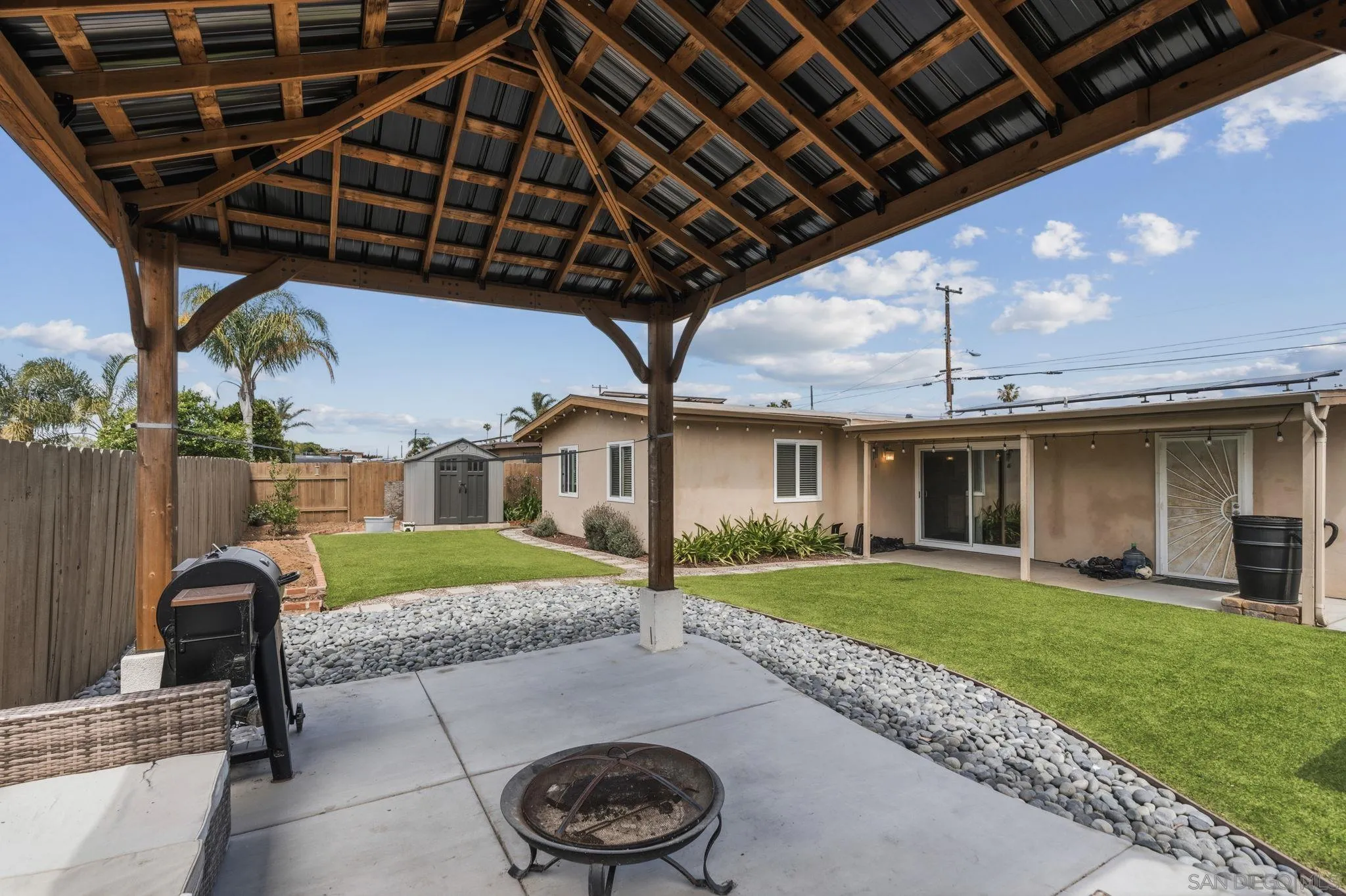 https://cdn.realtyfeed.com/cdn/127/260011858/c08b645db8b128c685c75a6f5e2f50ff.webp