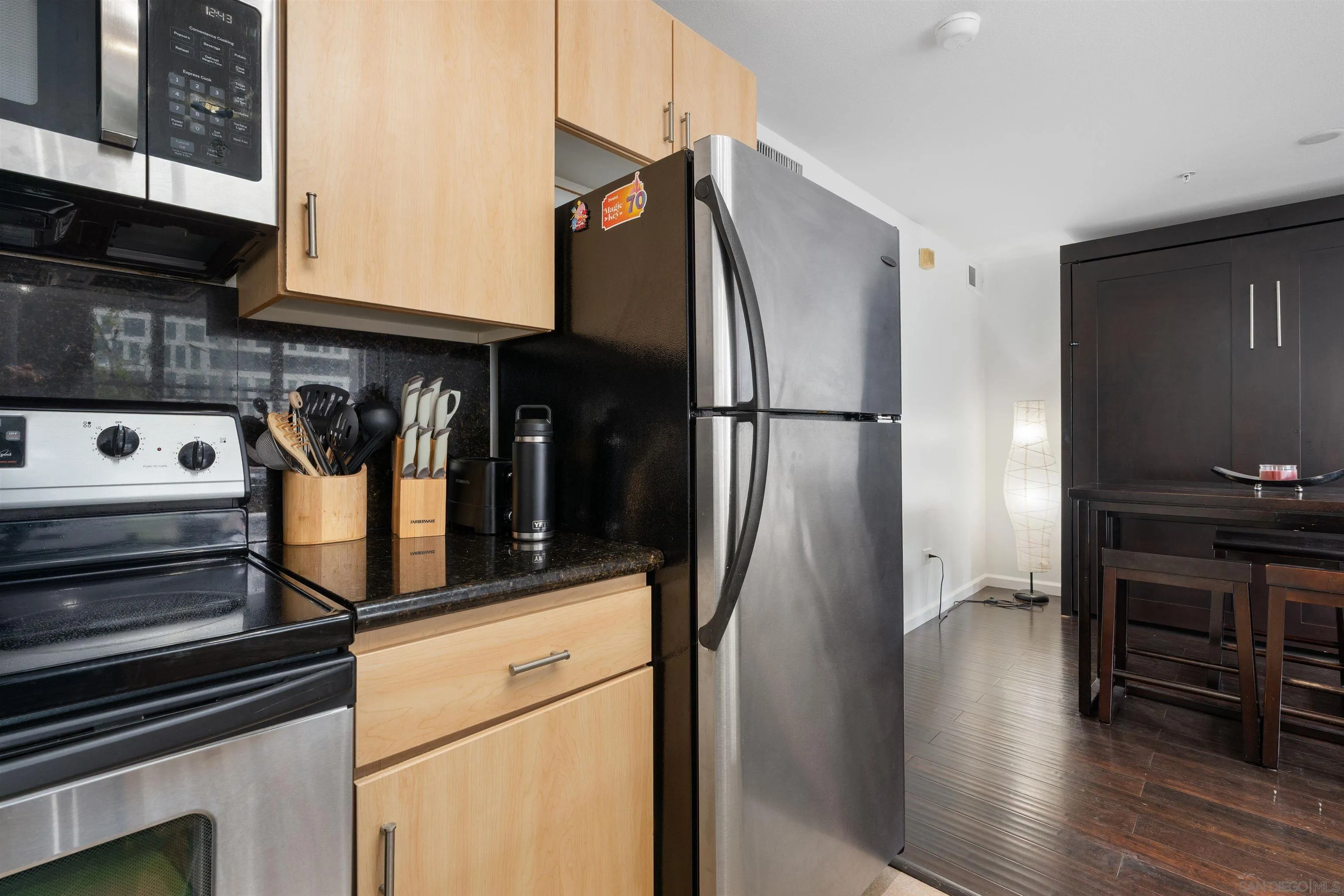 Photo #6: 260011868 Listing: Photo #6
