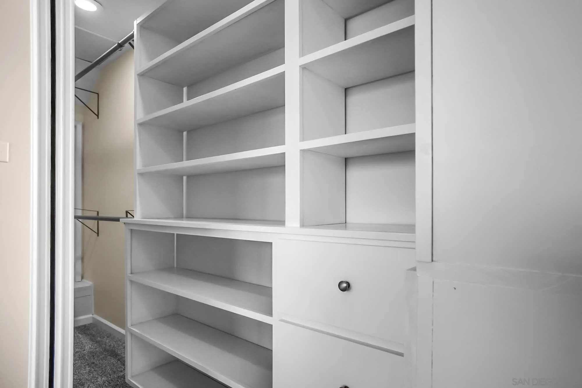 https://cdn.realtyfeed.com/cdn/127/260011869/3dffcea40661725f235f3ce41346c50c.webp