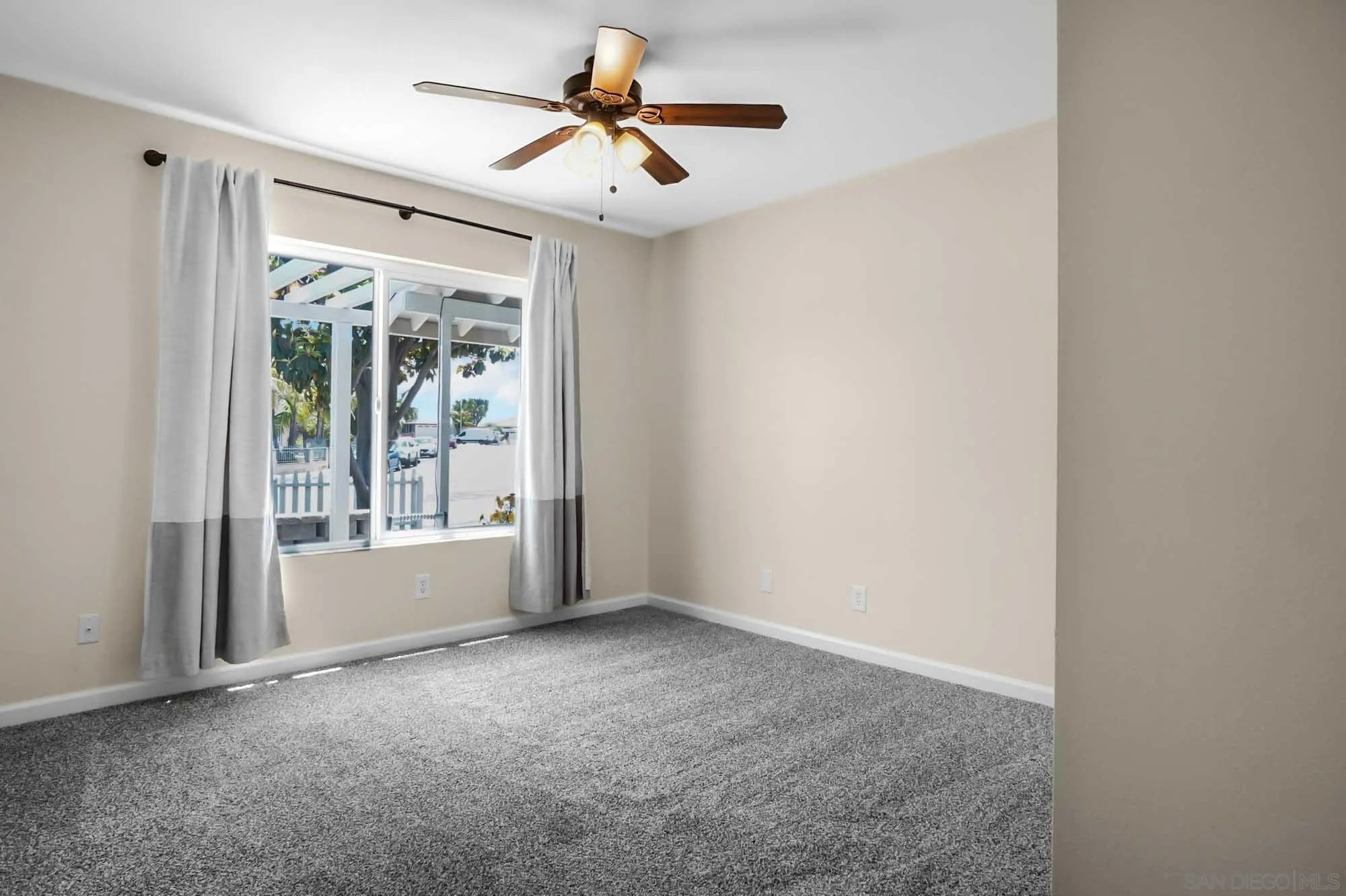 https://cdn.realtyfeed.com/cdn/127/260011869/5e6aeba6dc0484a4515dd4571c85afac.webp