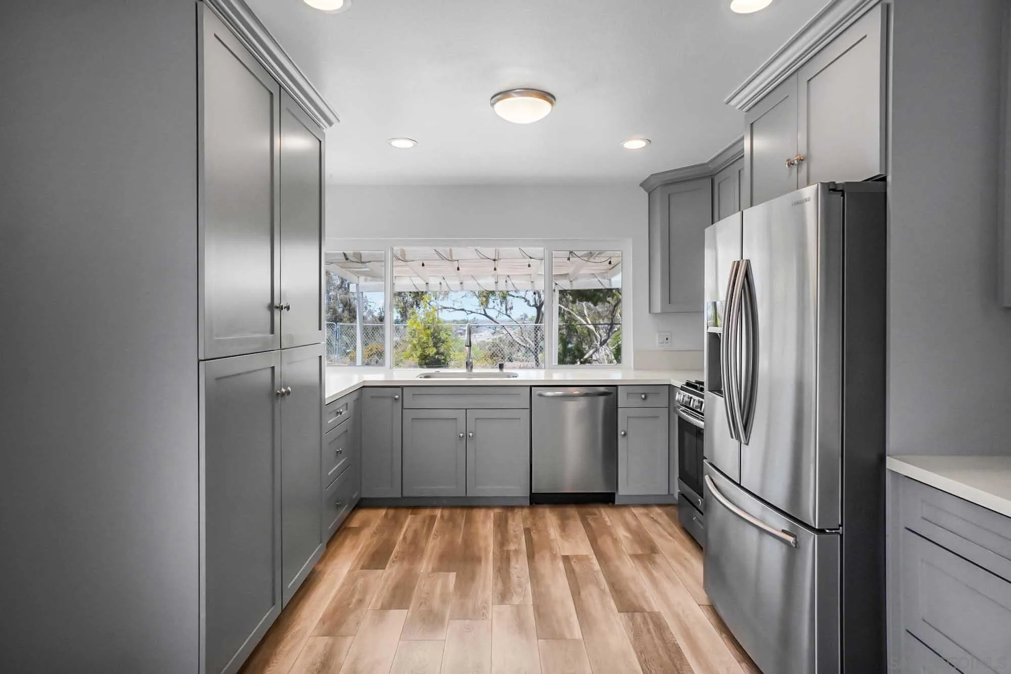 https://cdn.realtyfeed.com/cdn/127/260011869/a722deaa8dc2f03855f4108755973619.webp