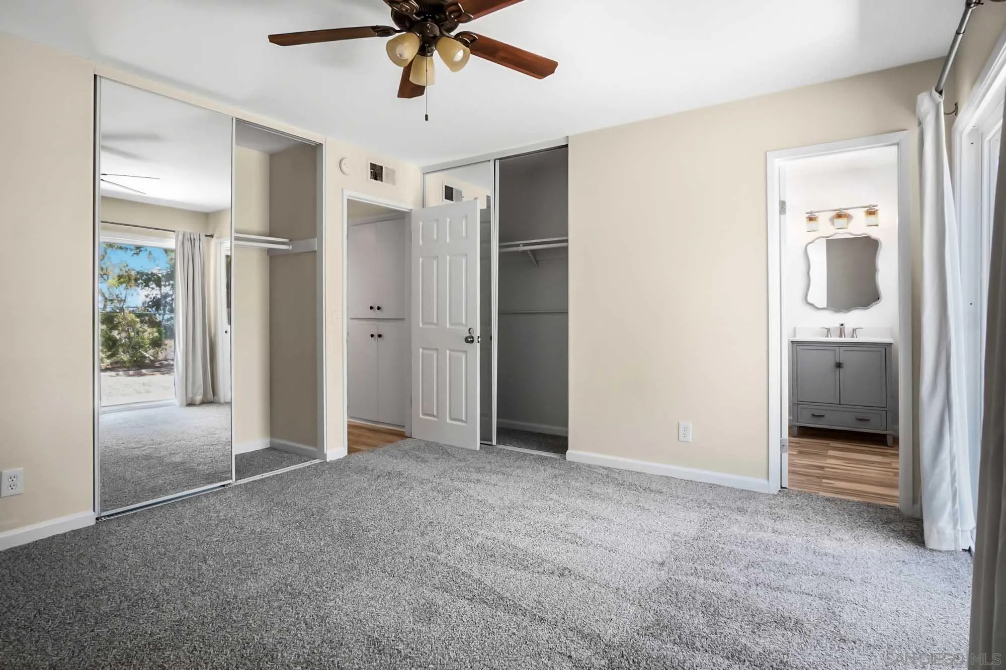 https://cdn.realtyfeed.com/cdn/127/260011869/f8cd076d774d6e9a646254255feaa2fe.webp