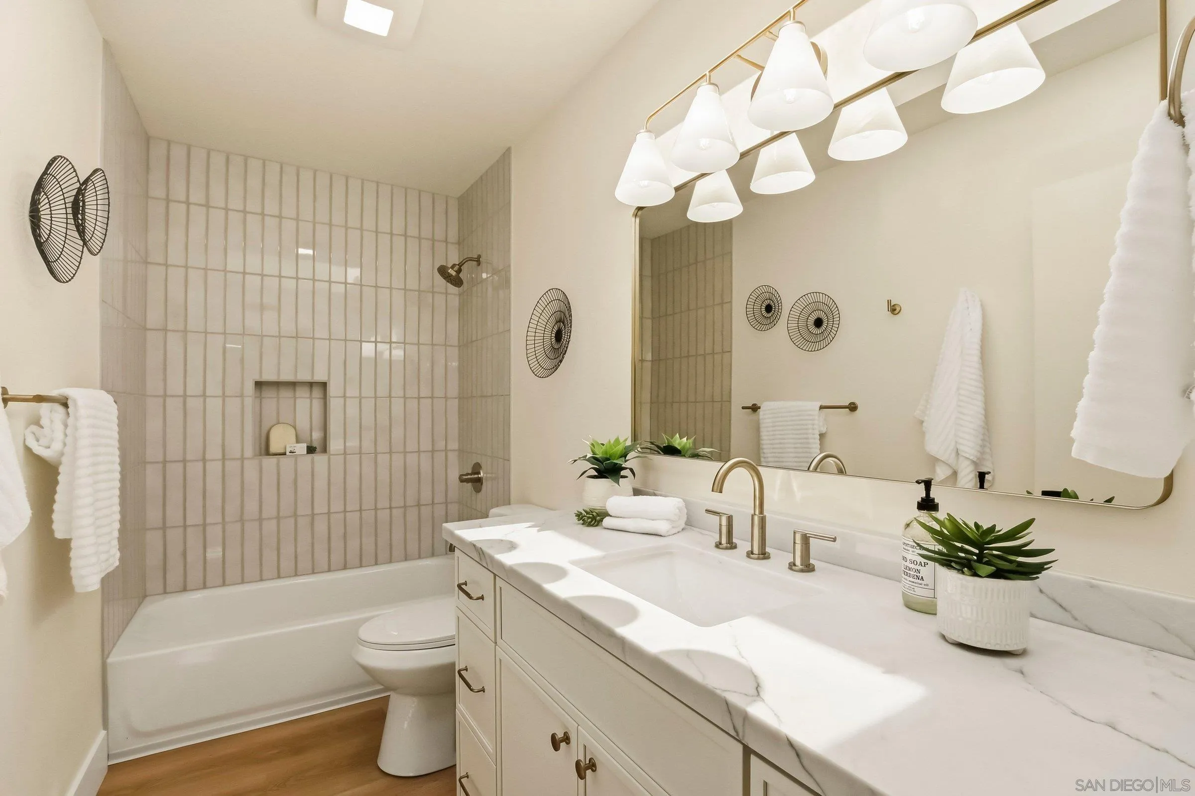 Photo #28: 260011873 Listing: Photo #28