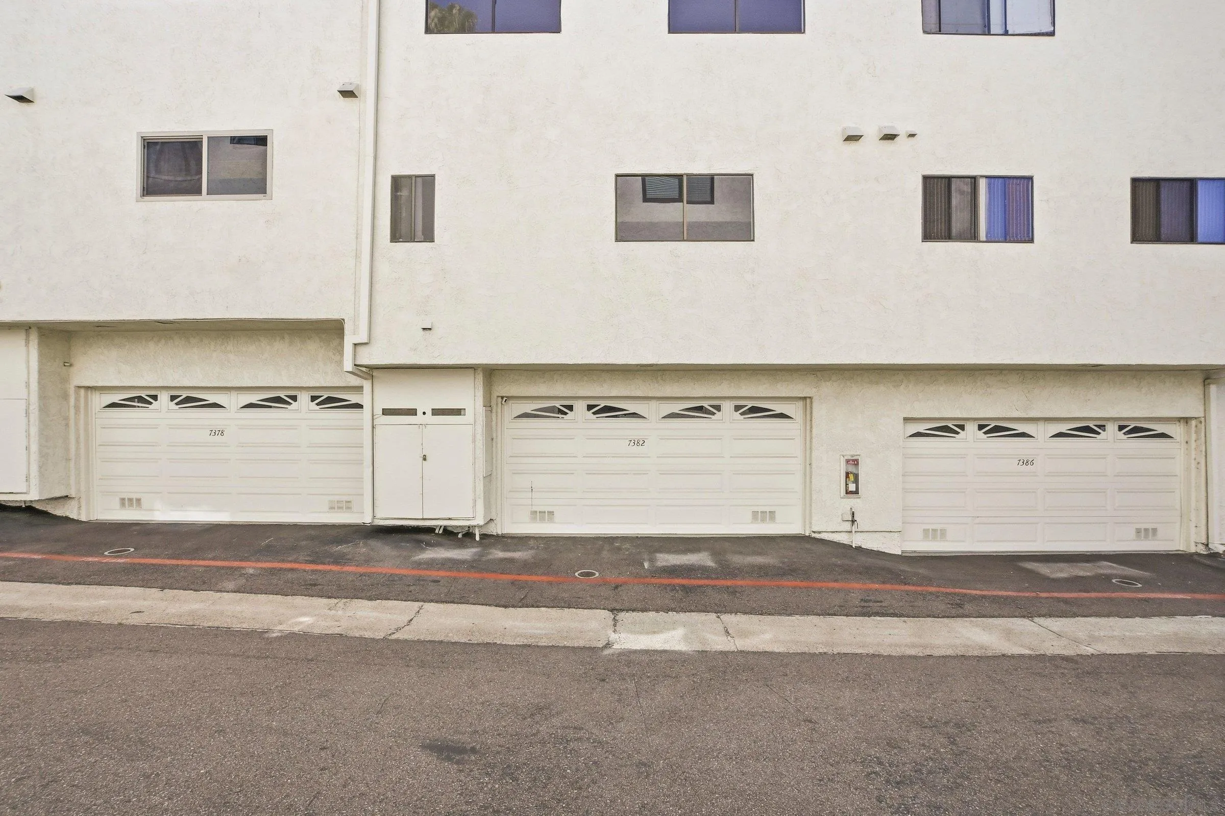 Photo #38: 260011873 Listing: Photo #38